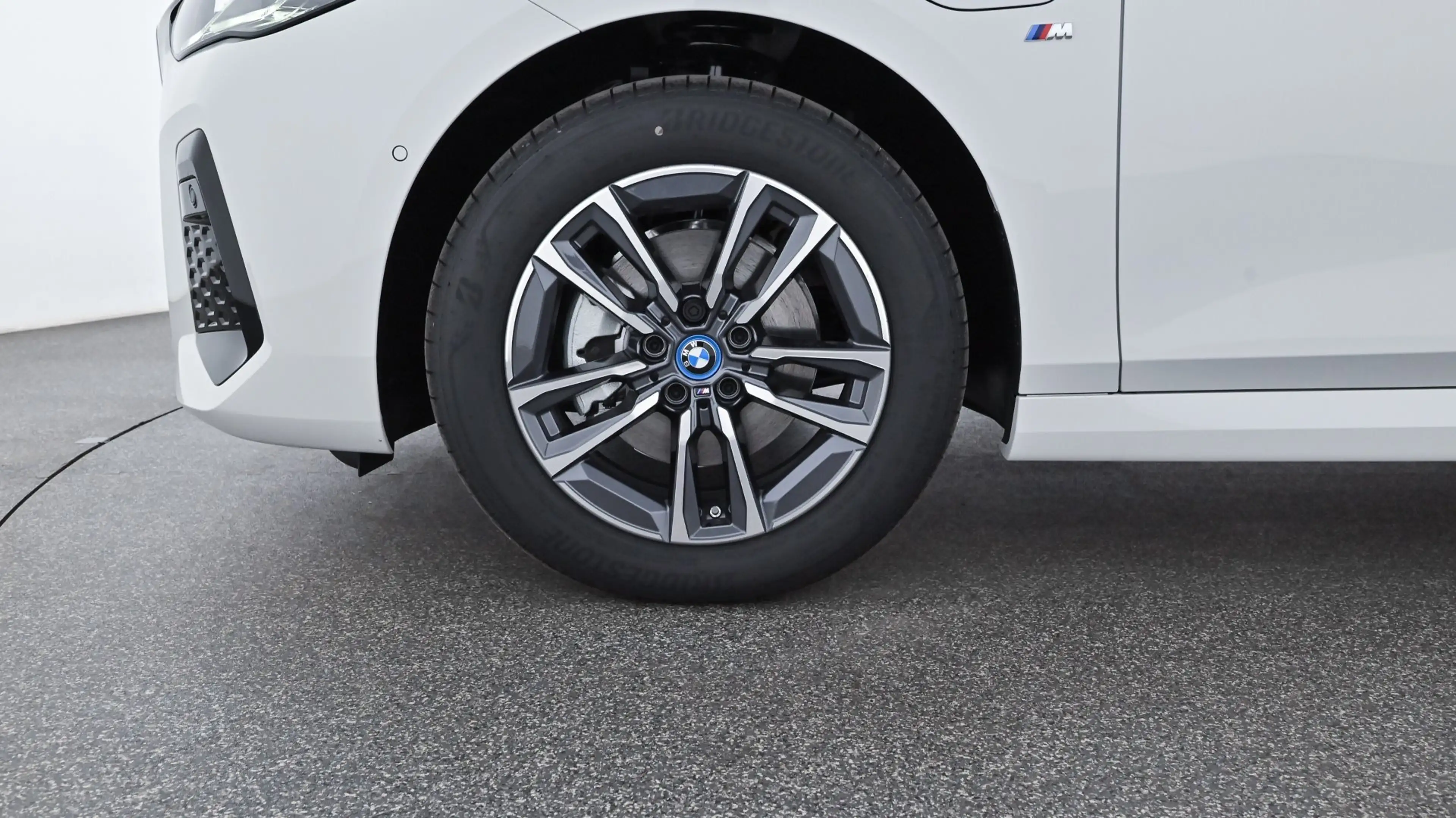 BMW 225 e xDrive M-Sportpaket — photo 8