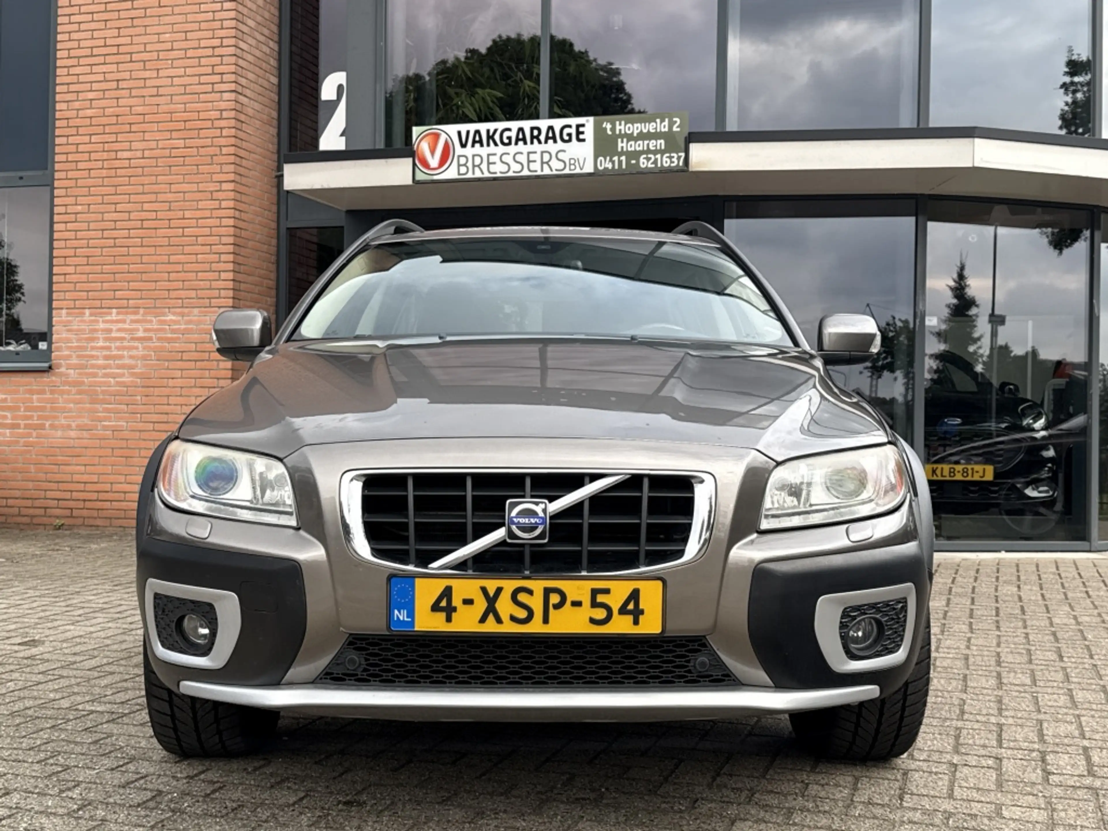 Volvo XC70 3.2 Summum — photo 2