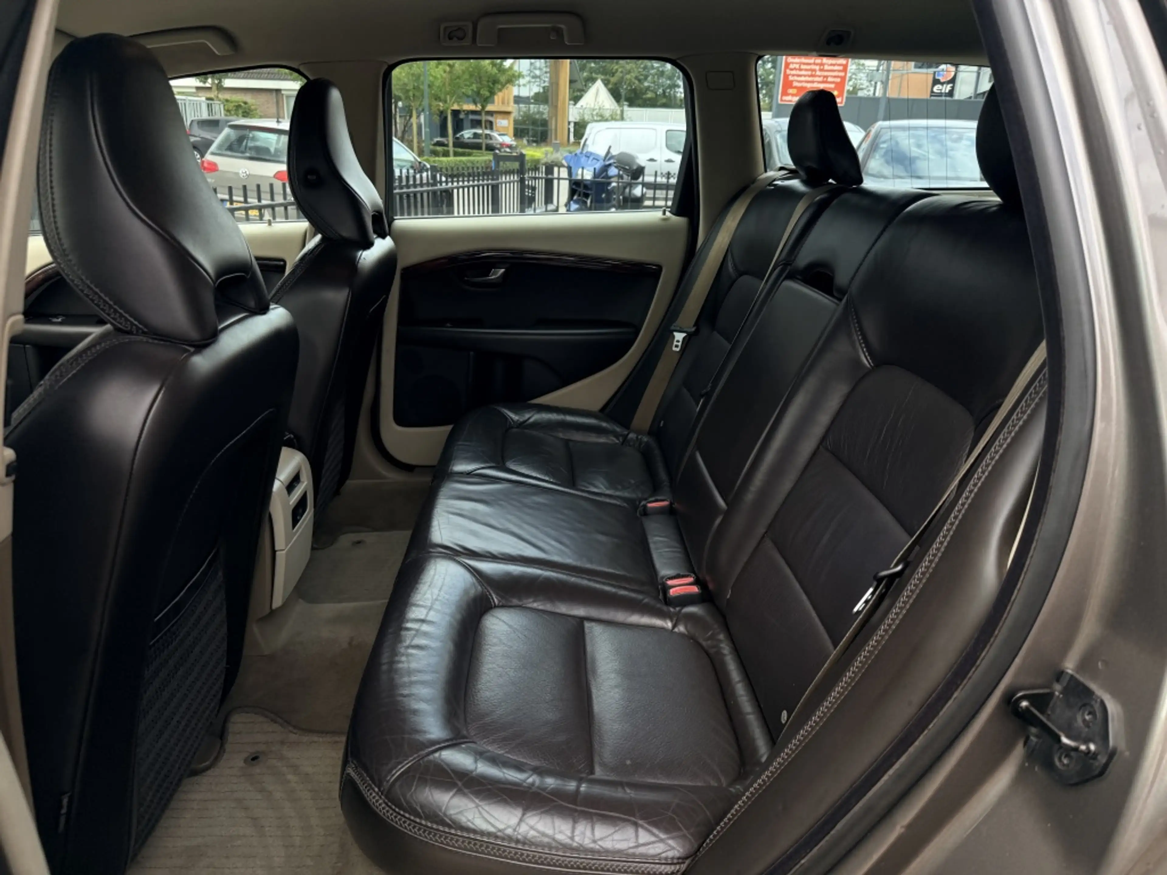 Volvo XC70 3.2 Summum — photo 15