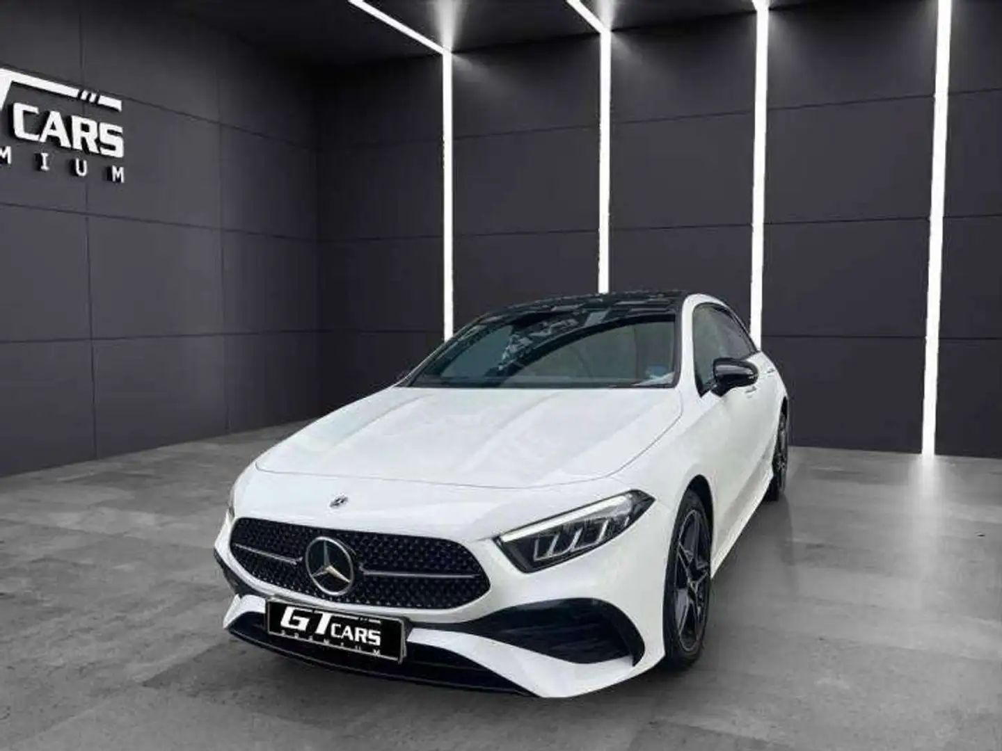 Mercedes-Benz A 250 250e AMG Білий - 1