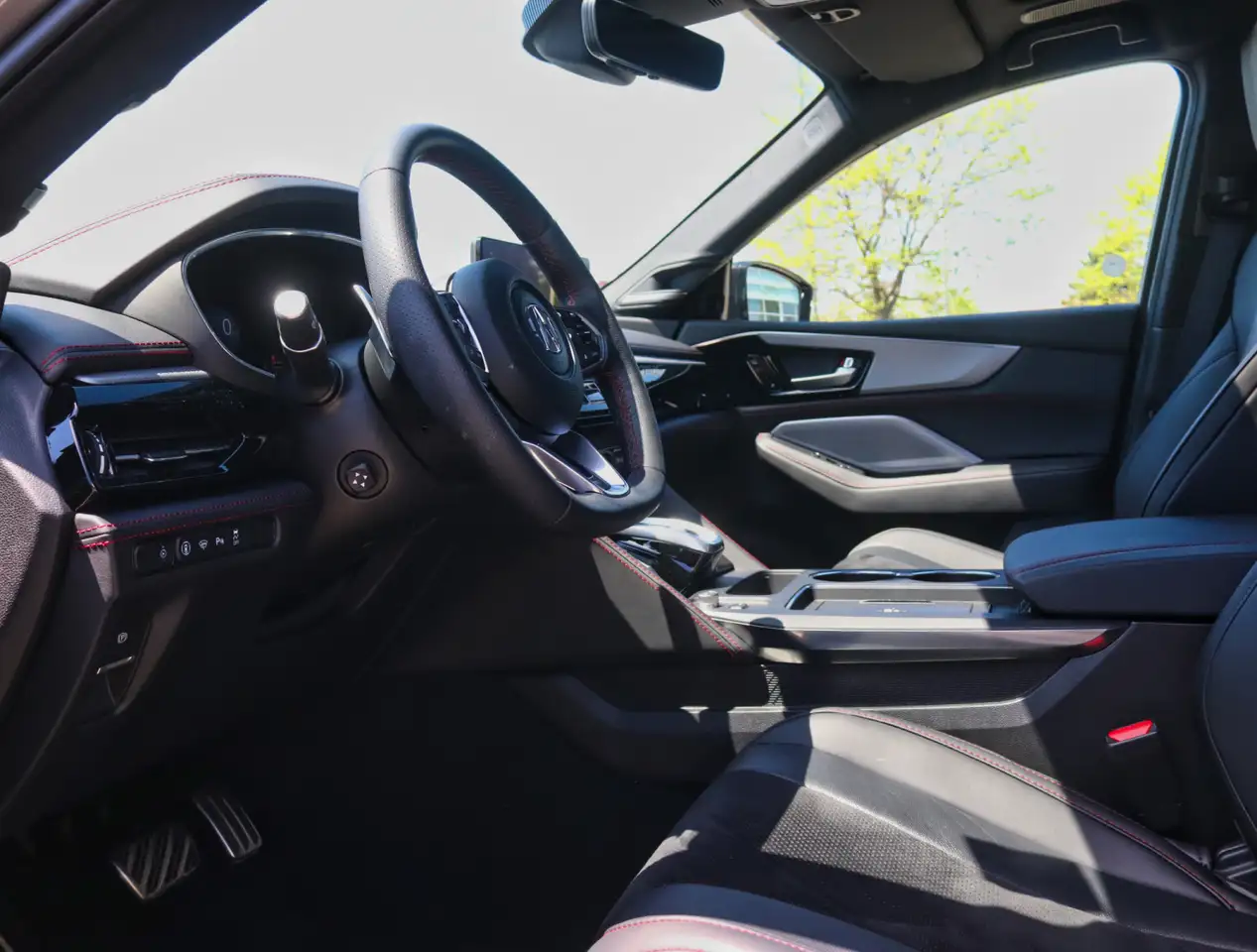 Acura MDX снимка Acura MDX