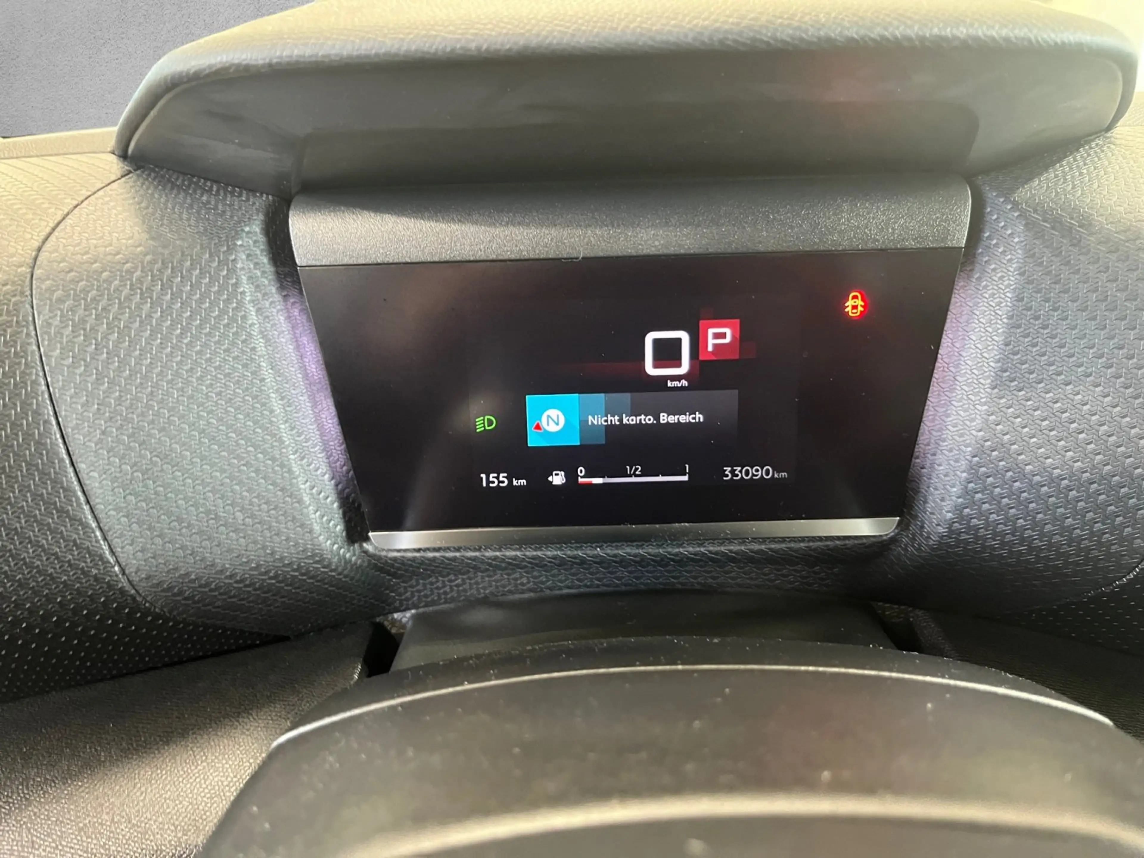 Citroen C4 1.5 BlueHDI 130 Feel LED Navi SHZ Winterp. LM — photo 10