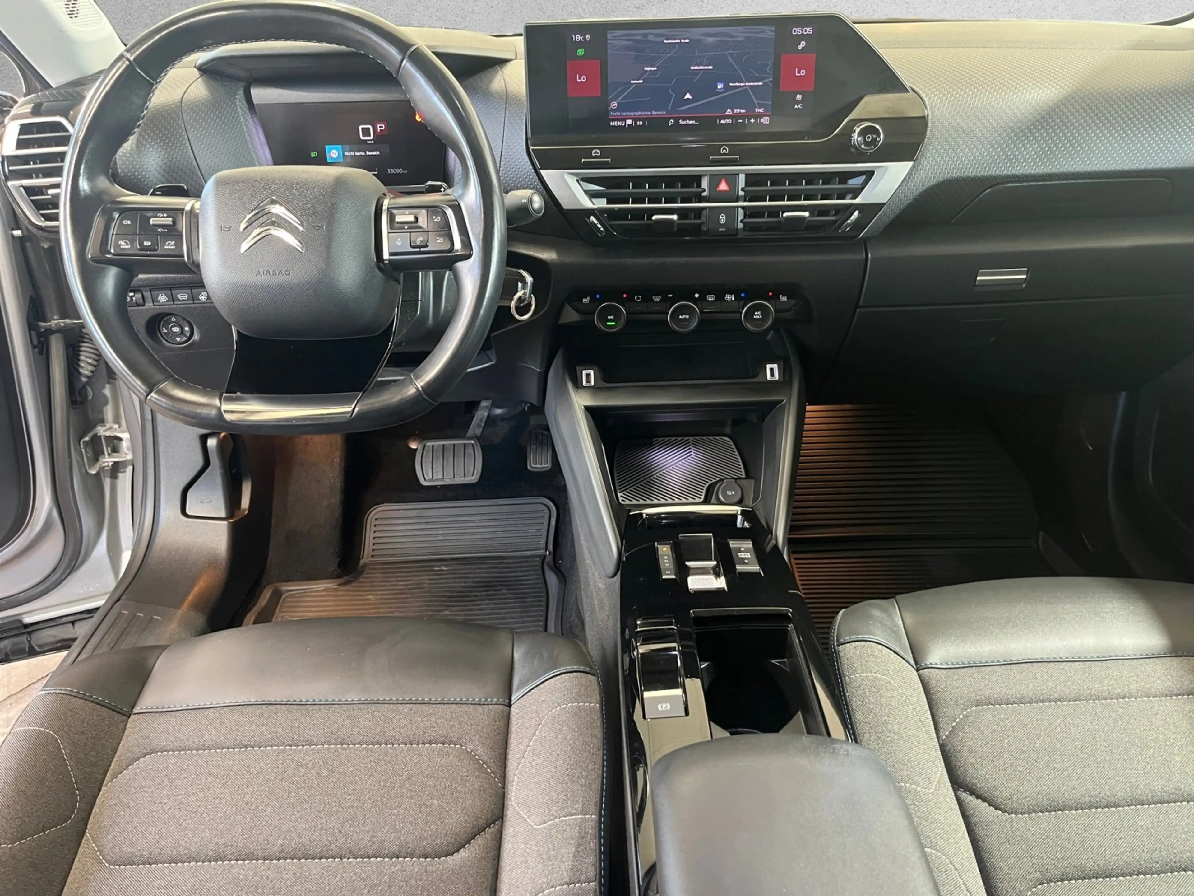 Citroen C4 1.5 BlueHDI 130 Feel LED Navi SHZ Winterp. LM — photo 8