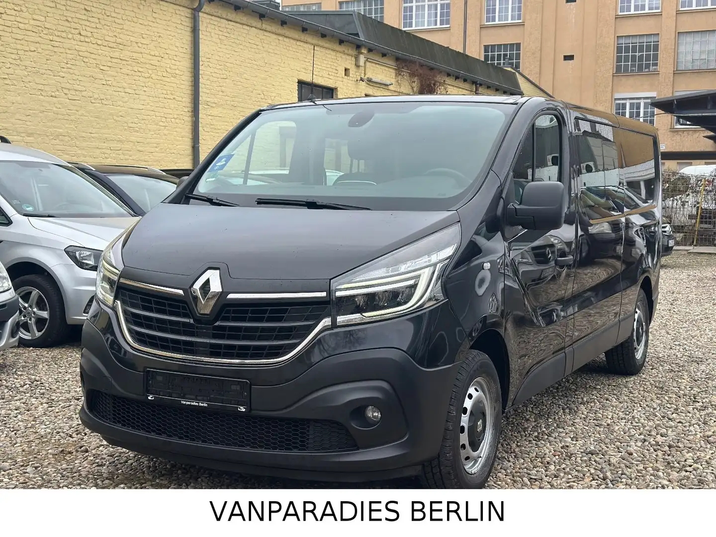 Renault Trafic Doka L2H1 3,0t Komfort/5Sitze/1Hand/AHK/ Schwarz - 2