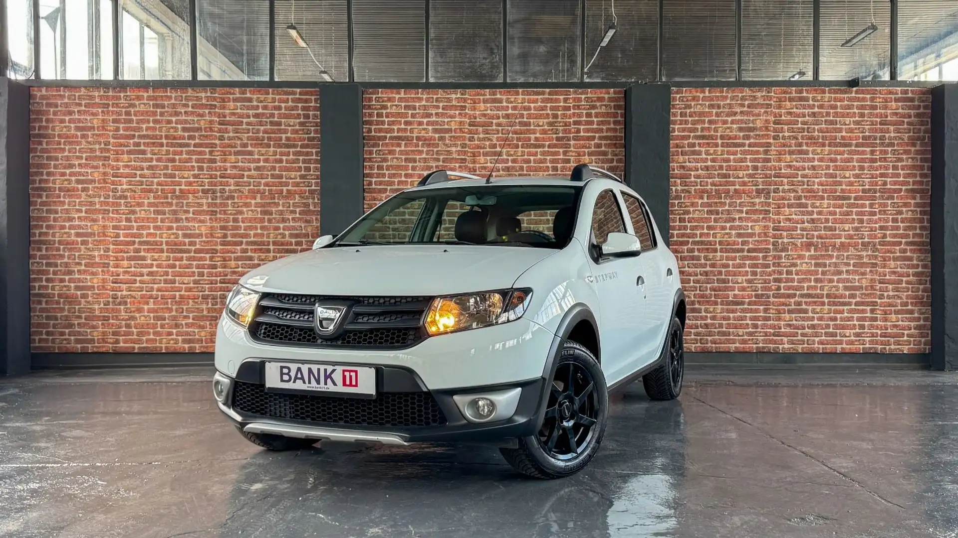 Dacia Sandero TCe 90 Stepway Ambiance AHK* Weiß - 1