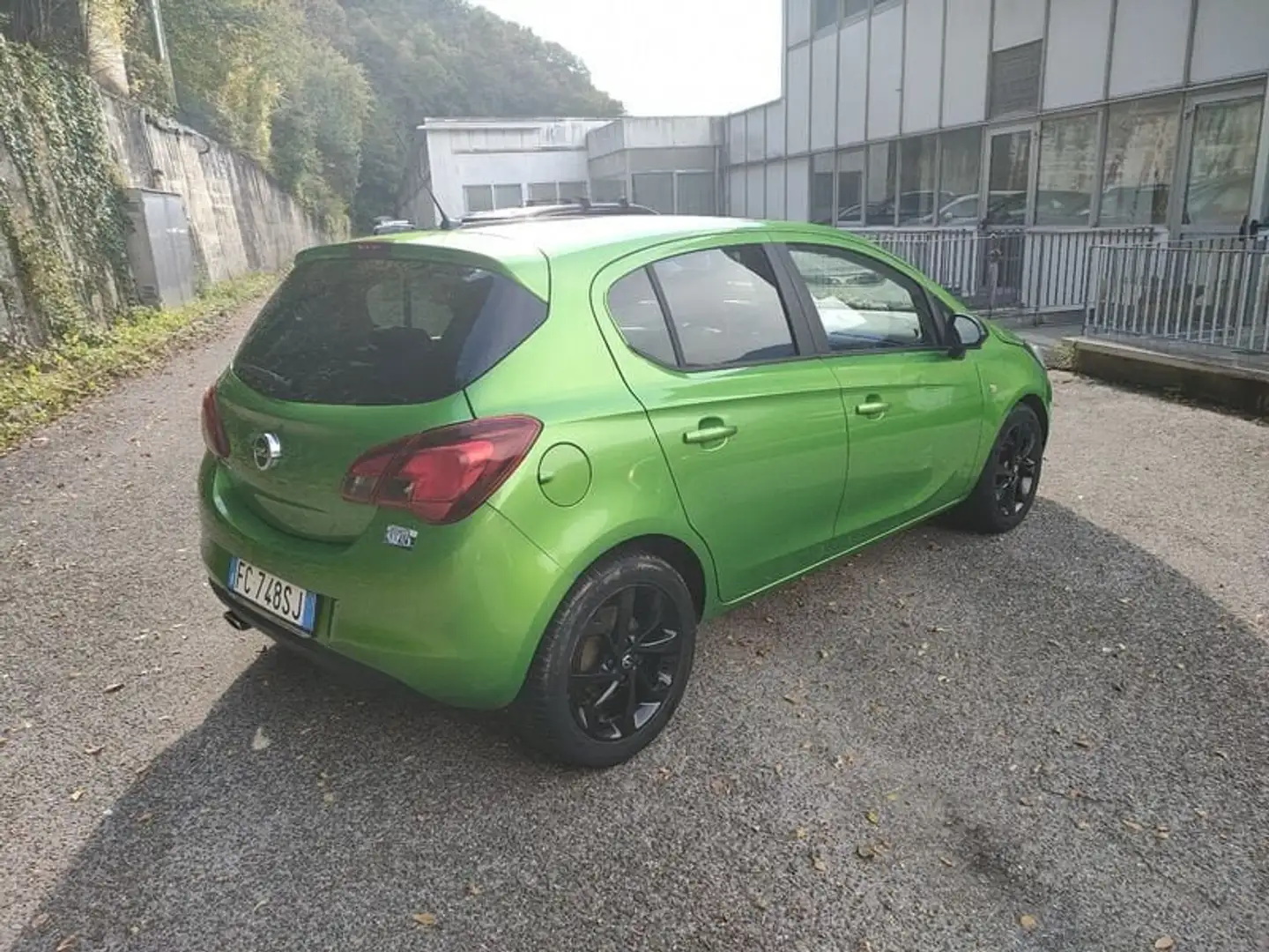 Opel Corsa V 2015 5p 1.2 b-Color Verde - 2