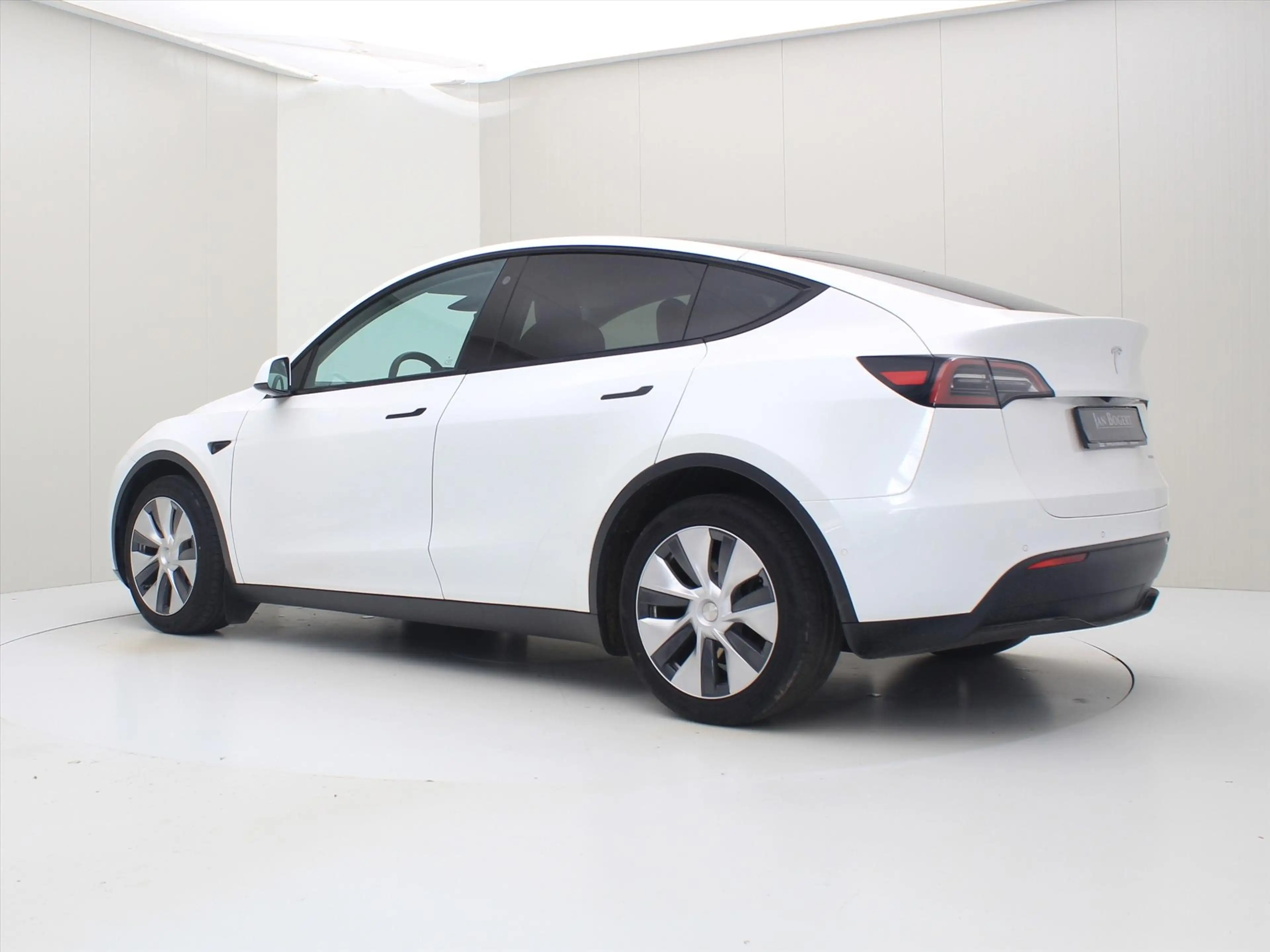 Tesla Model Y Long Range AWD 75kWh 351pk [ AMD RYZEN+AUTOPILOT+1 — photo 3