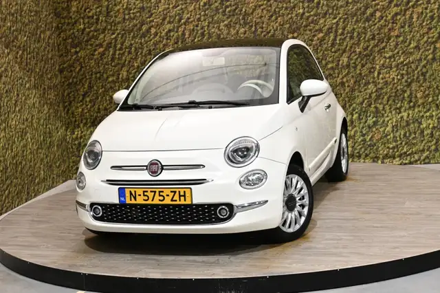 Fiat 500 1.2 Lounge | Parelmoer | Carplay | Panorama | PDC