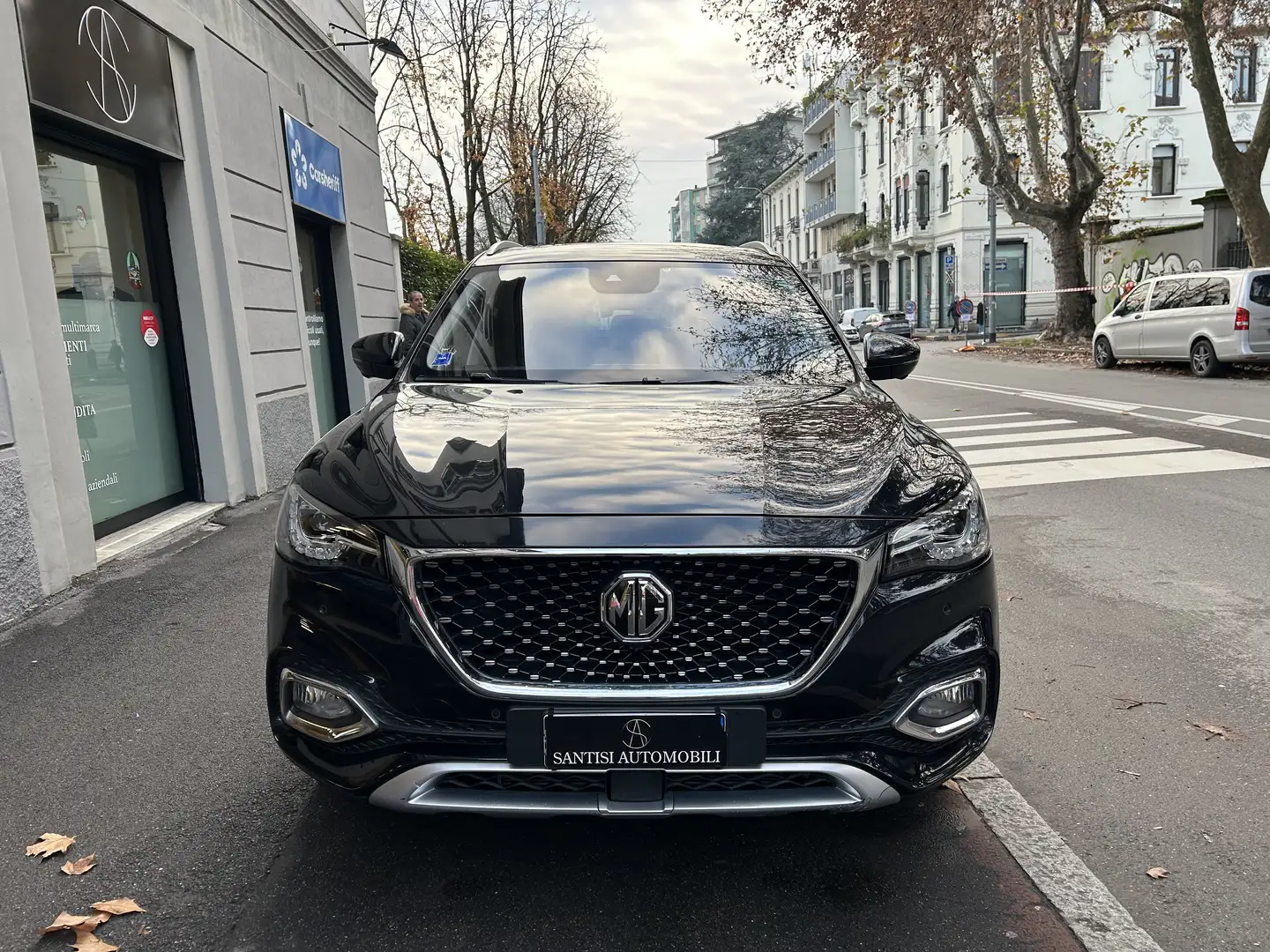 MG EHS 1.5 T PLUG-IN HYBRID Exclusive auto 40.000KM!!! Zwart - 2