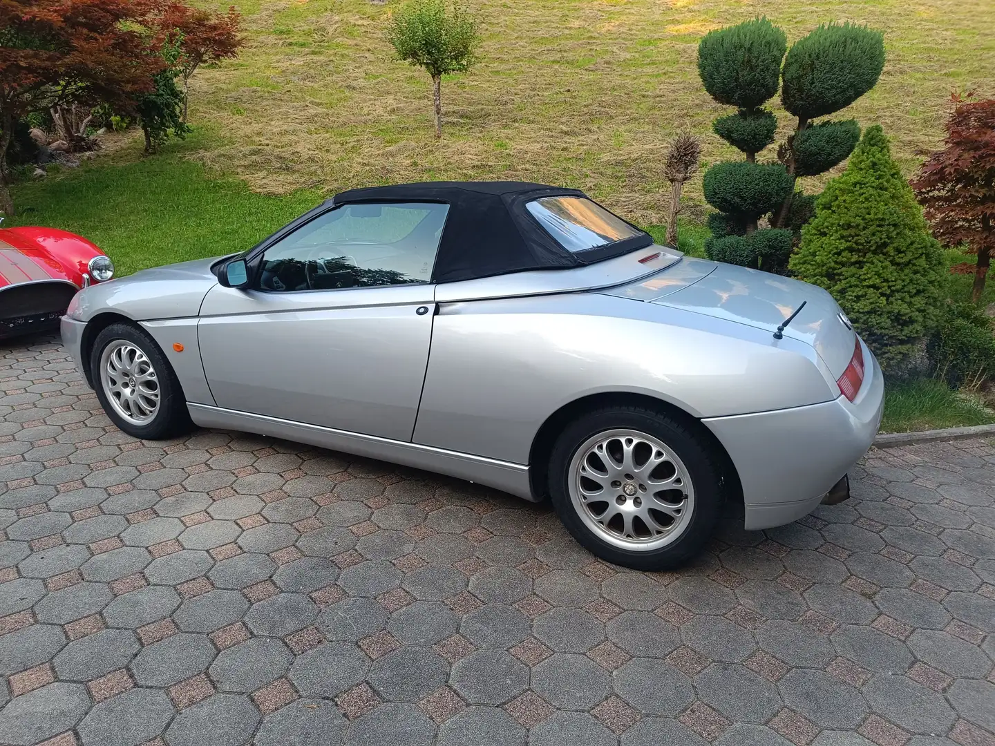 Alfa Romeo Spider Spider 2.0 16V Twin Spark Silber - 1