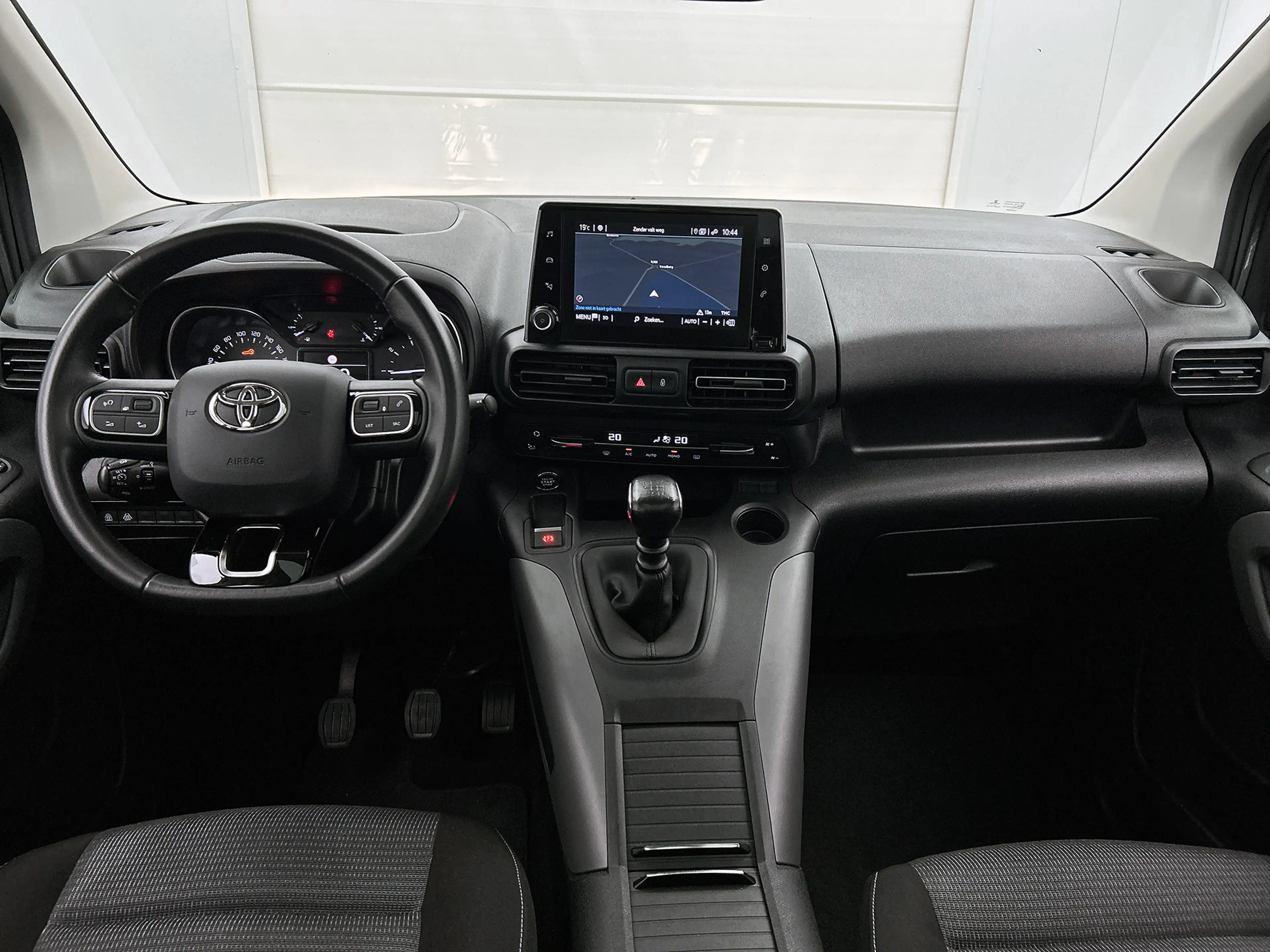 Toyota Proace City Verso 1.2 Turbo Dynamic | Trekhaak | Panoramadak | — photo 4
