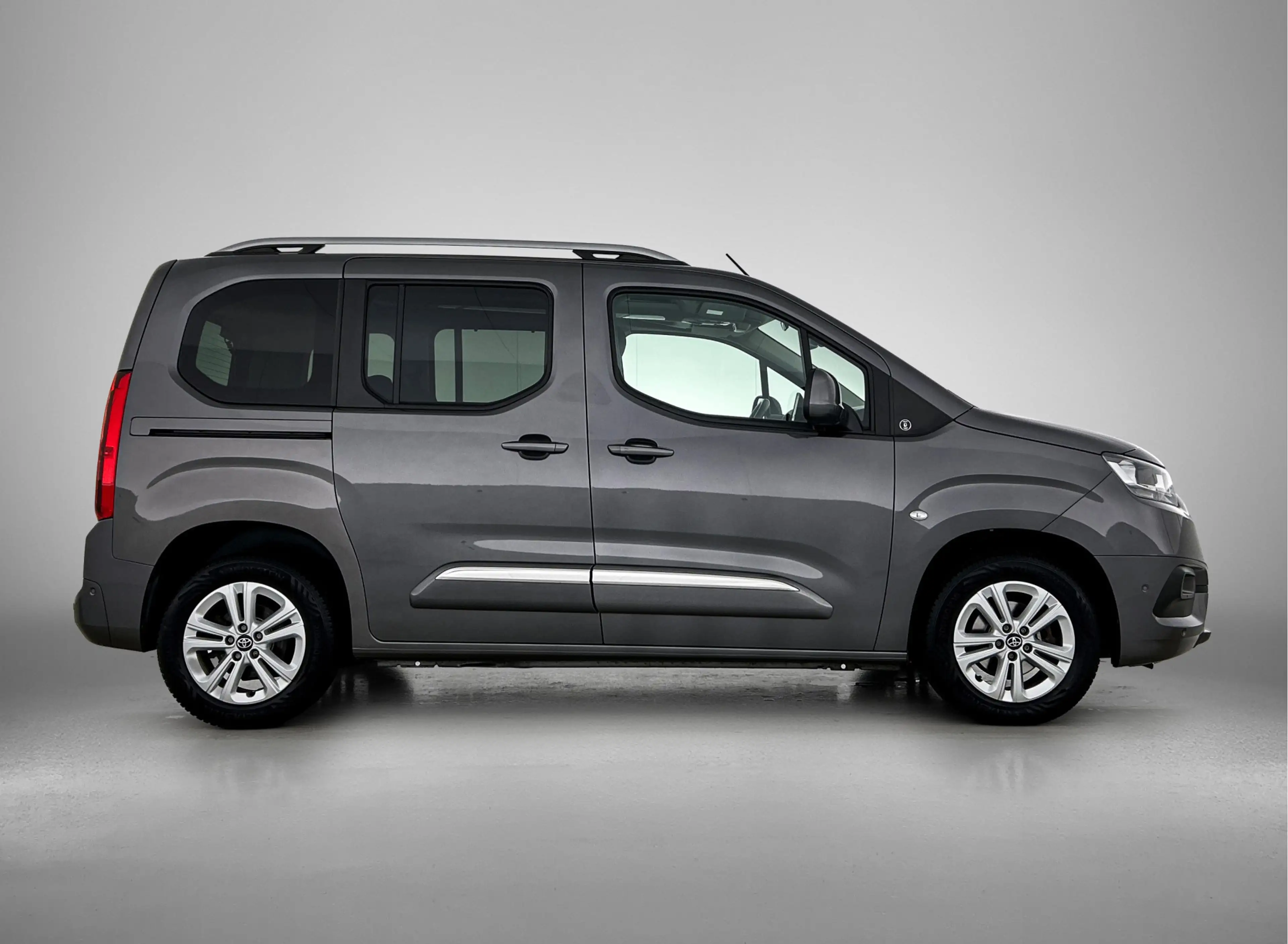 Toyota Proace City Verso 1.2 Turbo Dynamic | Trekhaak | Panoramadak | — photo 14