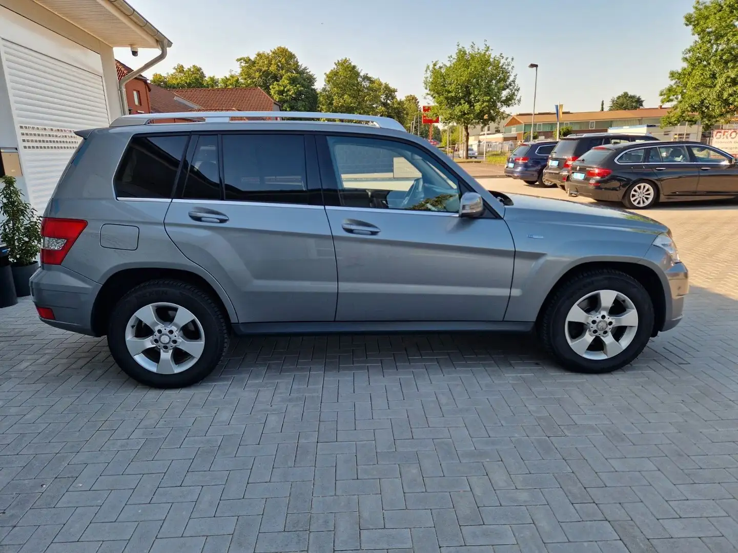 Mercedes-Benz GLK 220 +Allrad+Scheckheft+Bi-Xenon Silber - 2
