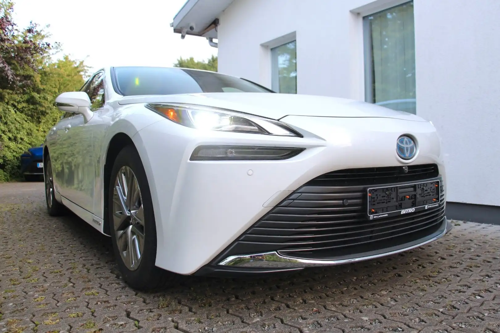 Toyota Mirai II Wasserstoff /JBL/360°/Leder/Carplay/PDC Weiß - 1