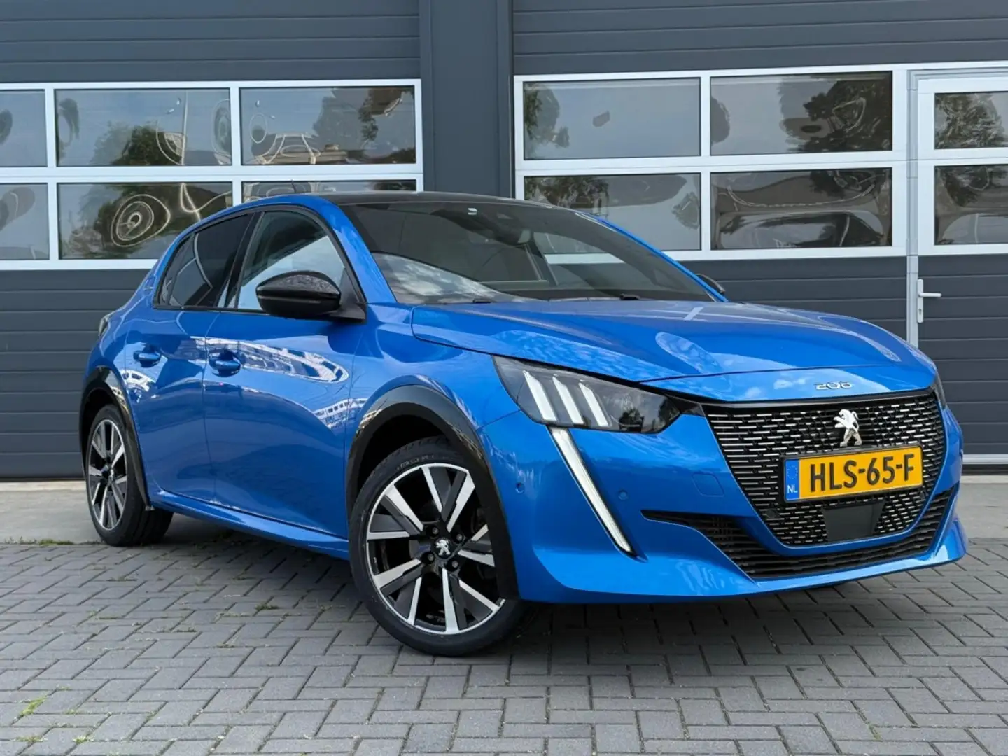 Peugeot 208 1.2 PureTech GT-Line Panoramadak ! Bleu - 1