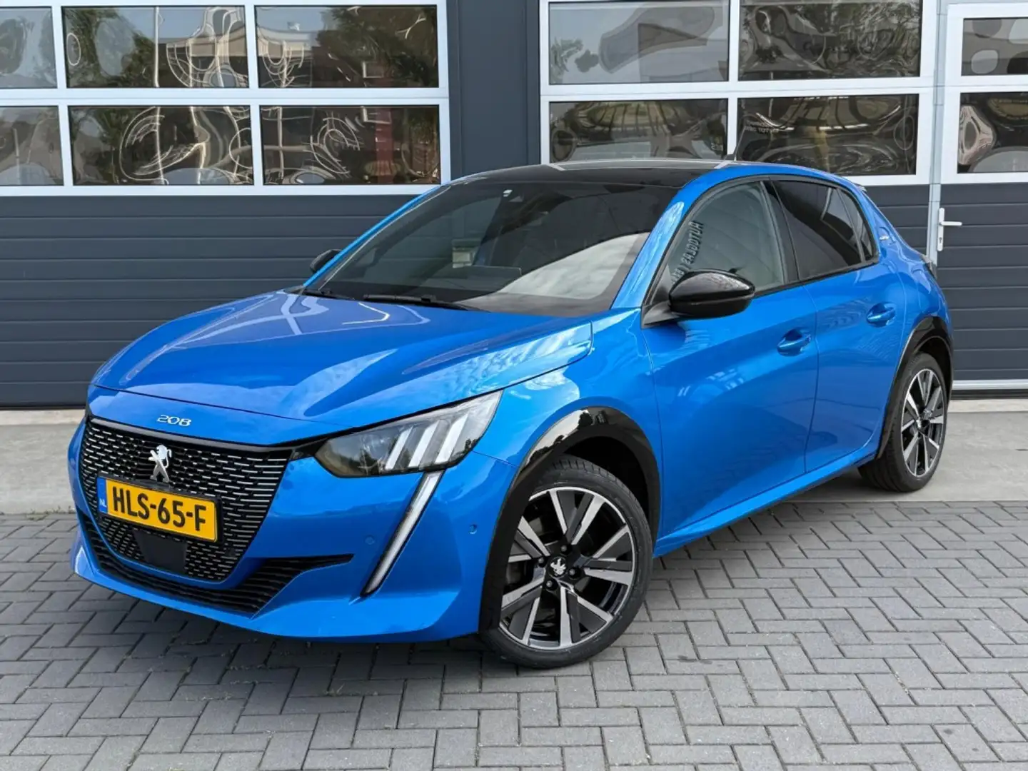 Peugeot 208 1.2 PureTech GT-Line Panoramadak ! Bleu - 2