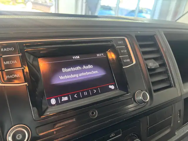 Volkswagen Transporter view 25