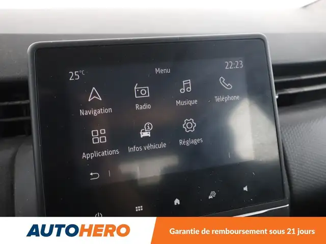 Renault Clio view 22
