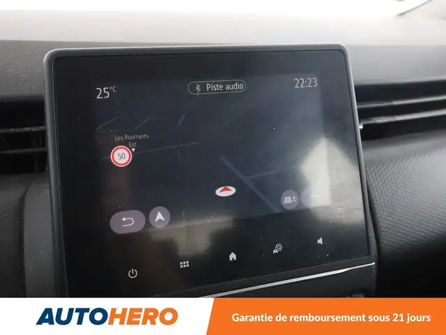 Renault Clio view 24