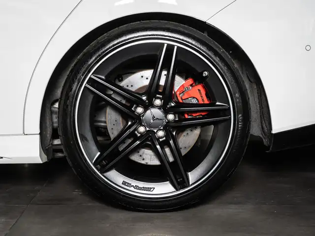 Mercedes-Benz Cla view 6