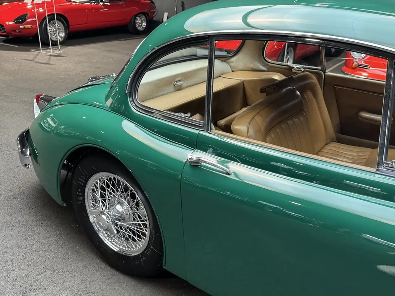 Jaguar XK150 3.8 FHC / Automatik/ Aufwendig restaurierte/ Schiebedach, foto 9