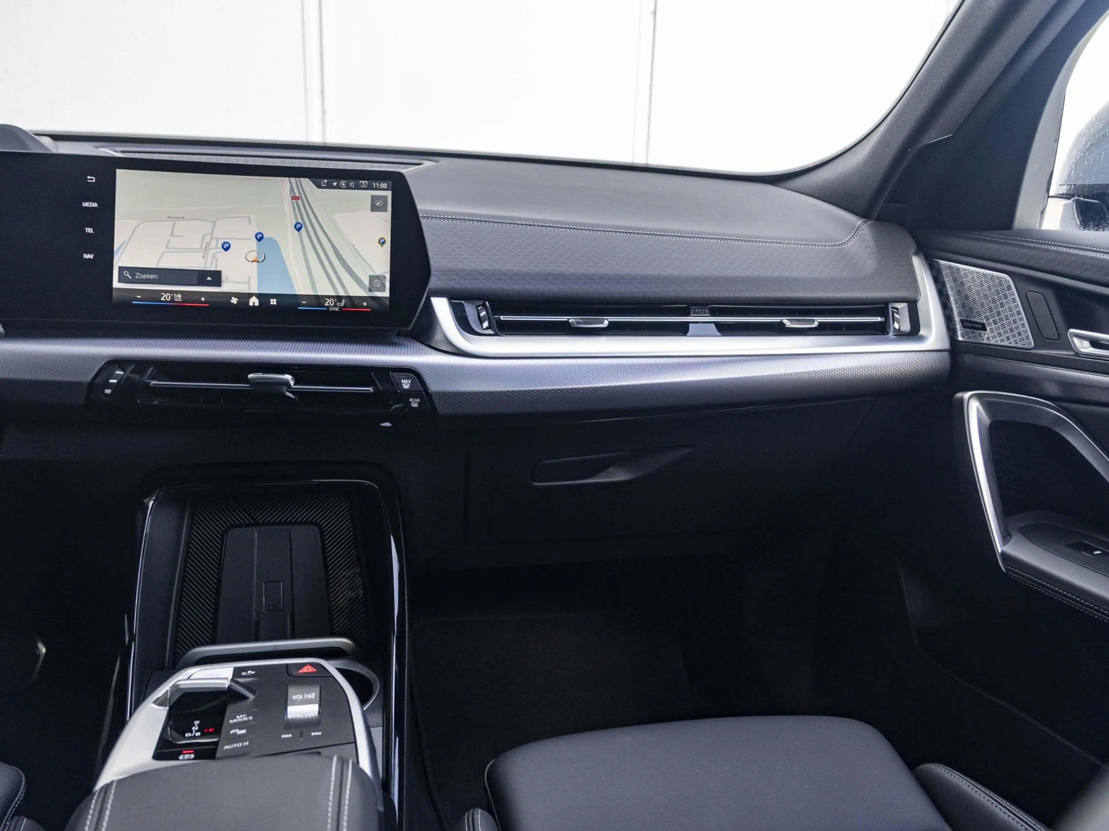 BMW iX2 eDrive20 | M Sportpakket Pro | Innovation Pack | 2 — photo 12