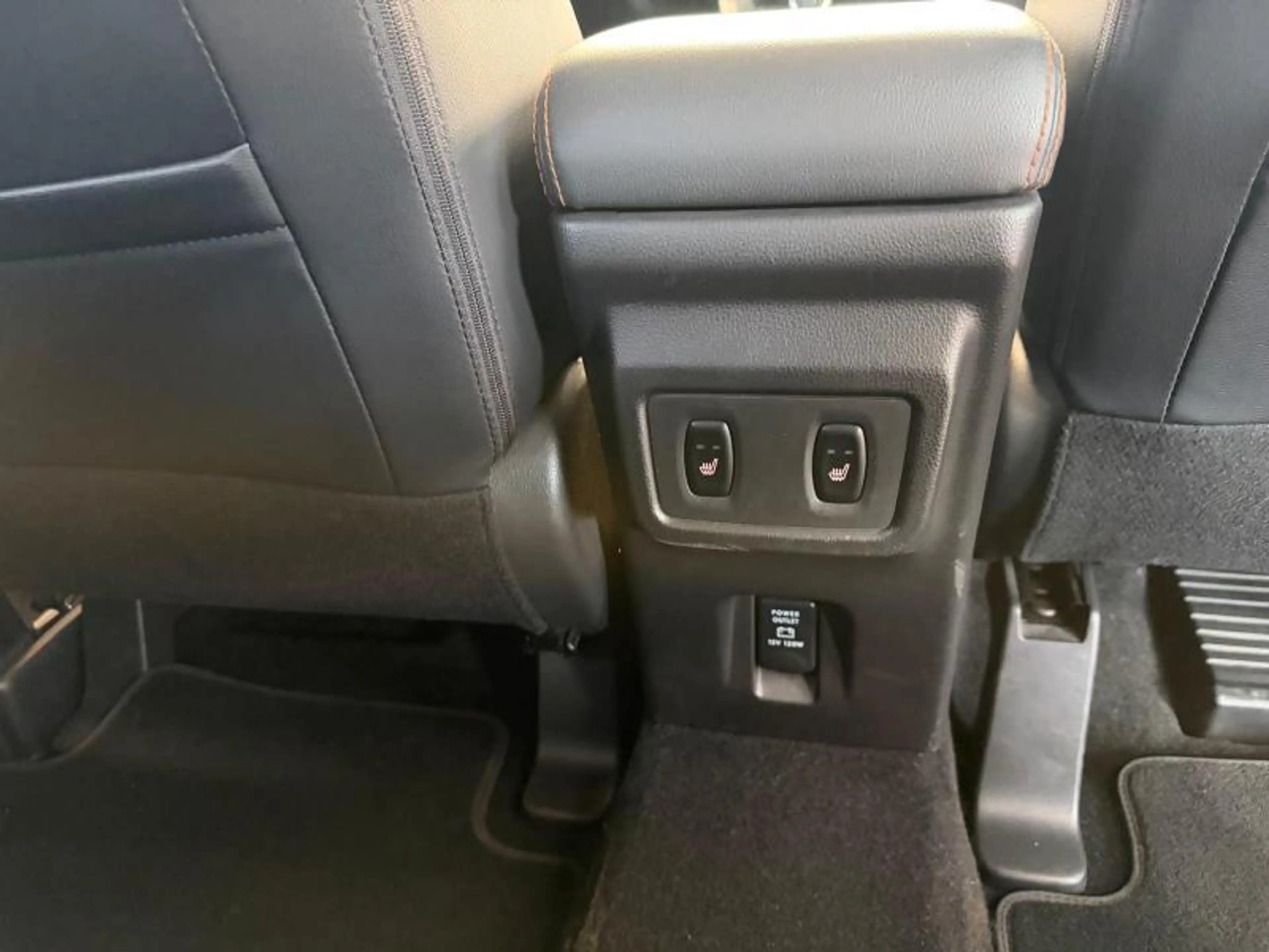 Mitsubishi Eclipse CROSS 1.5 ess A/T AWD — photo 15