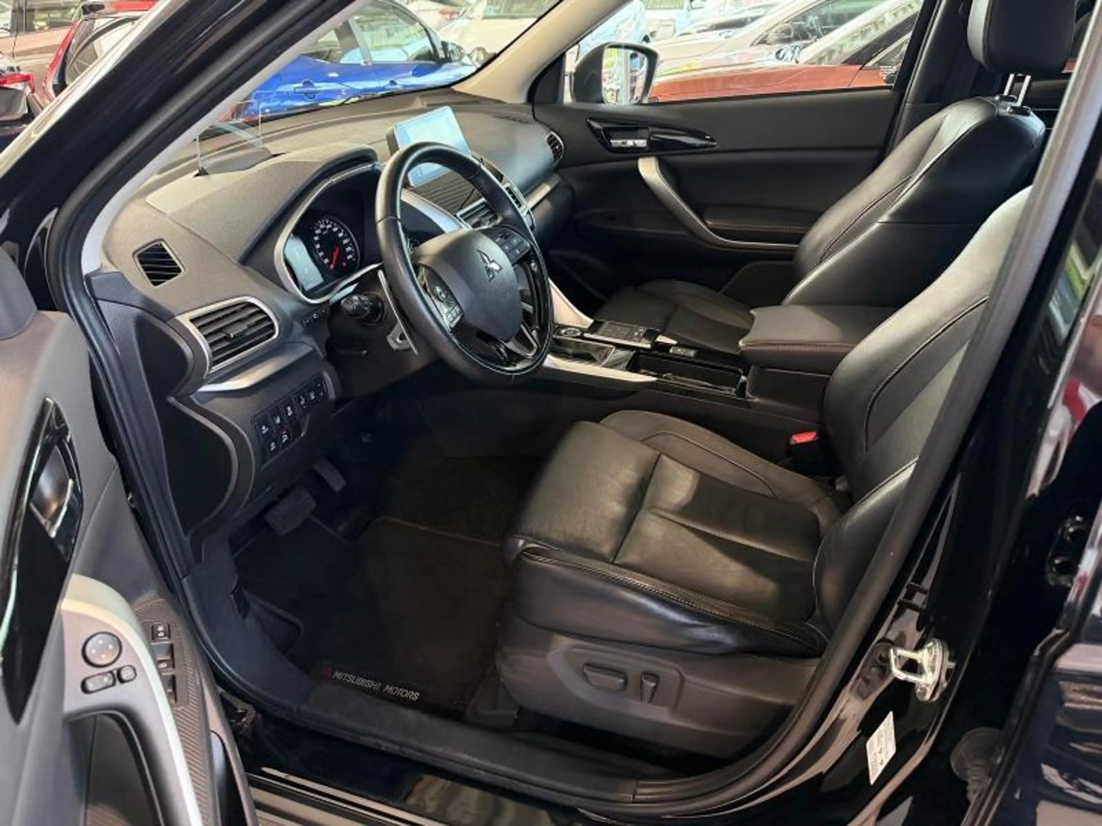 Mitsubishi Eclipse CROSS 1.5 ess A/T AWD — photo 9