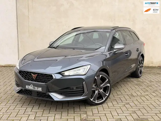 CUPRA Leon Sportstourer 1.4 e-Hybrid VZ Copper Edition Pano 1