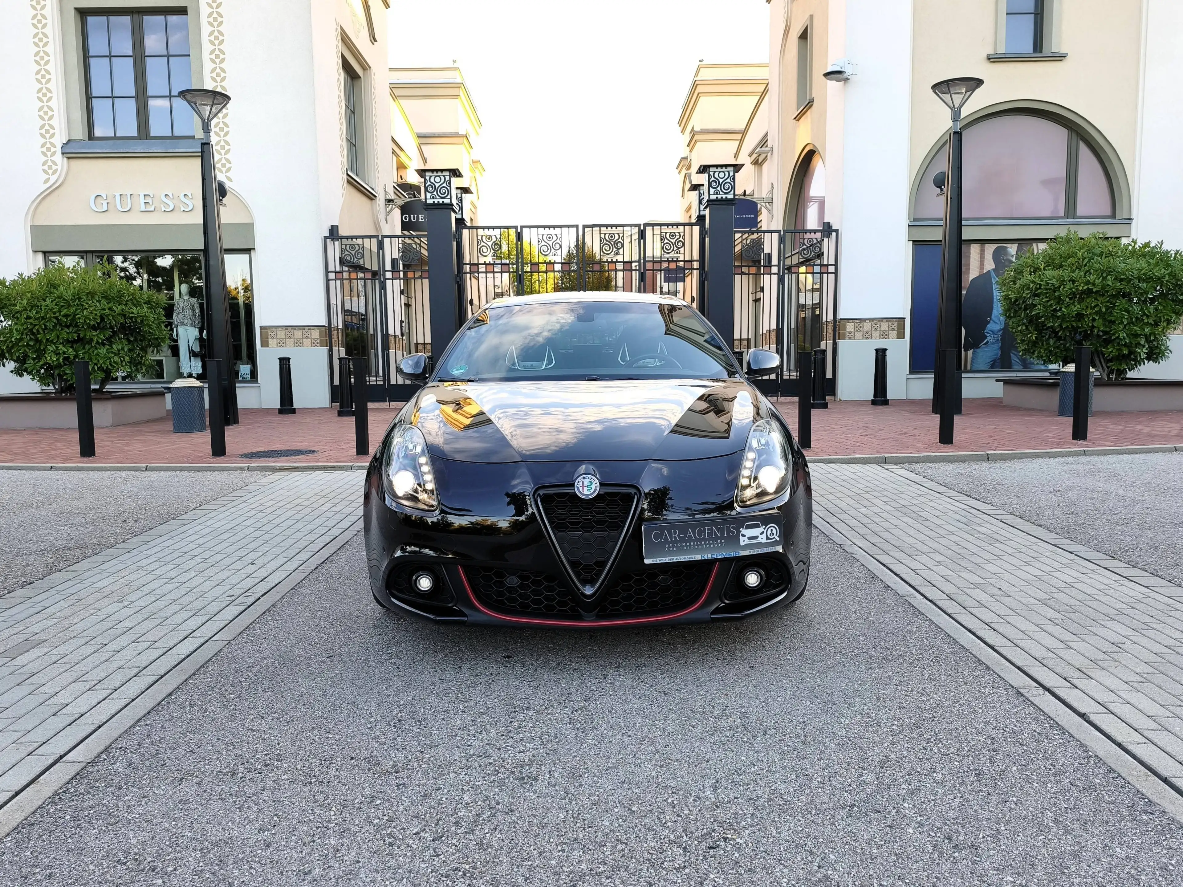Alfa Romeo Giulietta Veloce 241 PS | 2. Hand | TCT | Sorglos-Paket | Scheckheft | 8-fach — photo 2