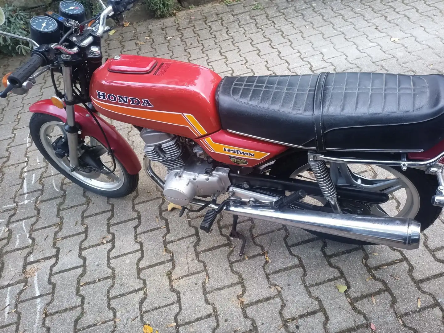 Honda CB 125 Roşu - 2