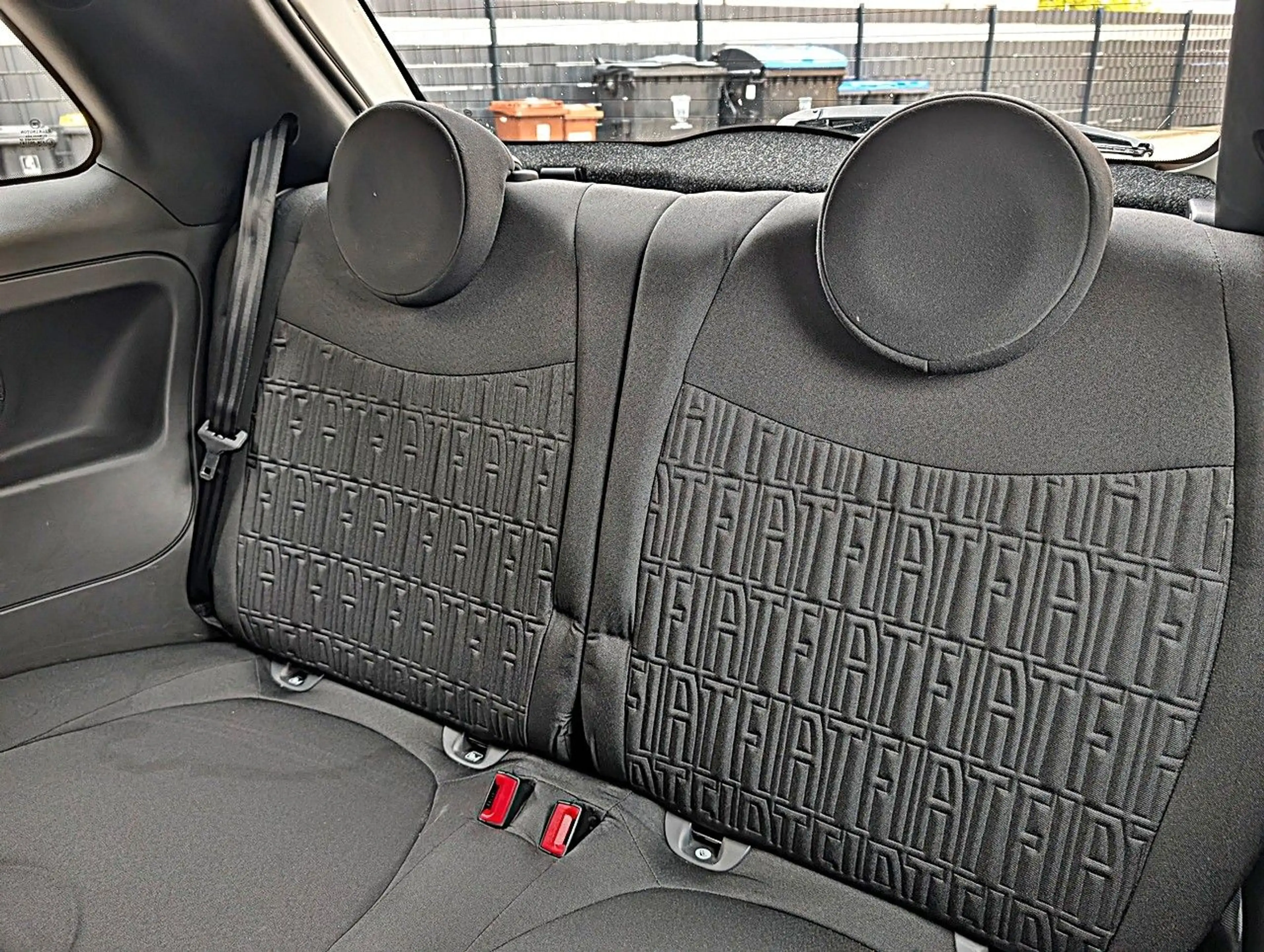 Fiat 500 *NAVI/PDC/ALU/Bluetooth/UConnect/DAB* — photo 9