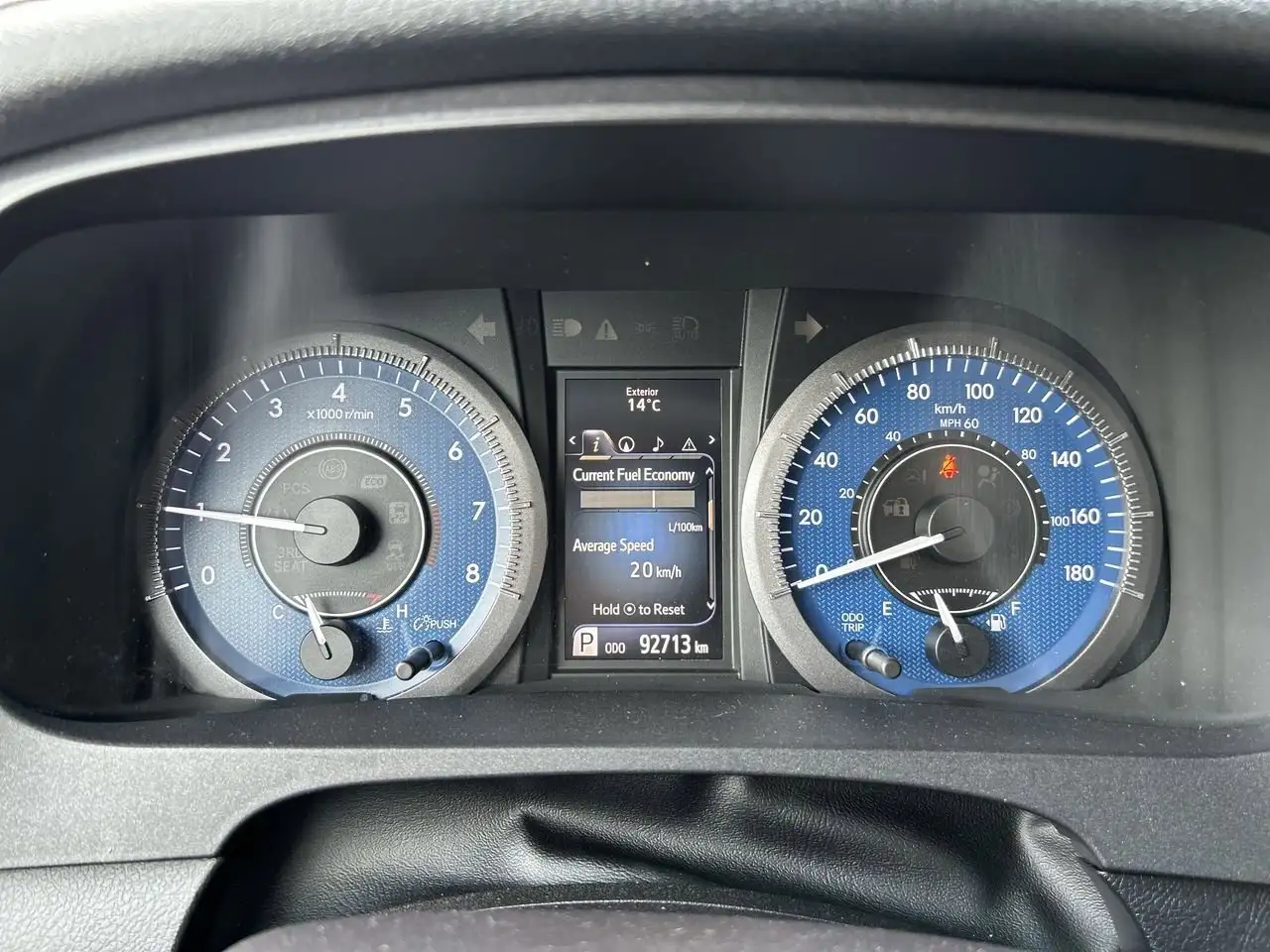 Toyota Sienna снимка Toyota Sienna