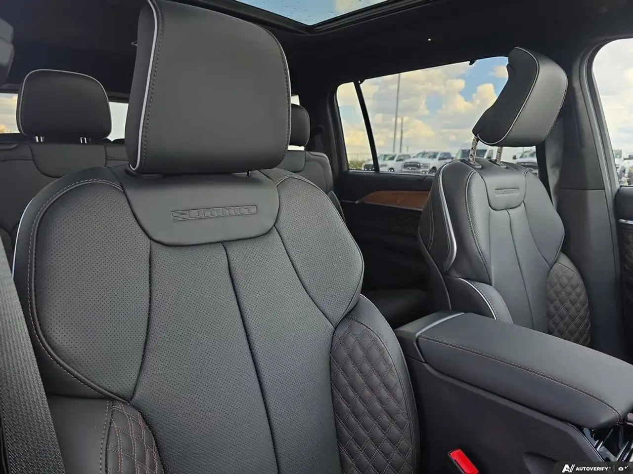 Jeep Grand Cherokee fotografie Jeep Grand Cherokee