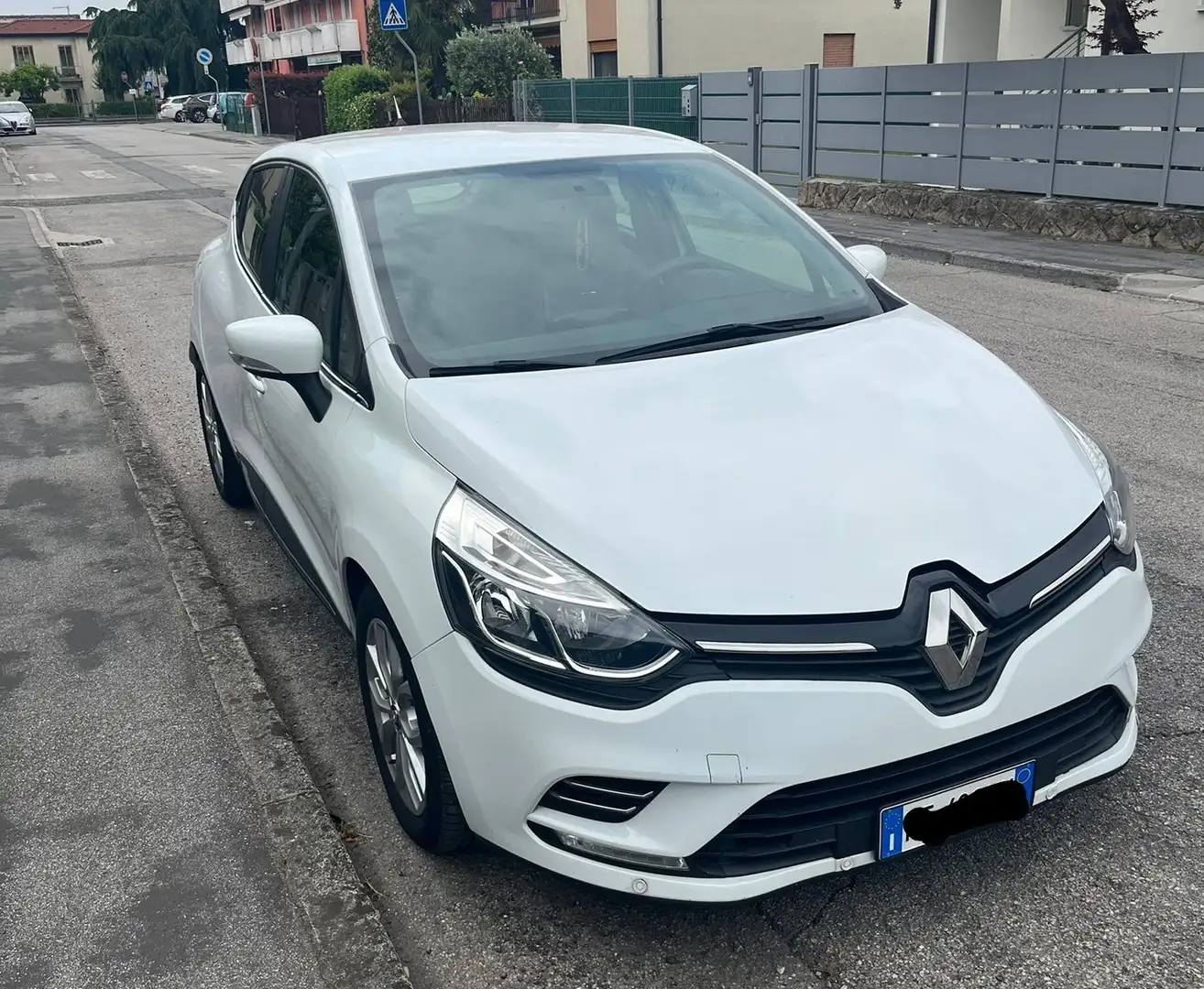 Renault Clio 0.9 tce energy Zen 90cv - 1