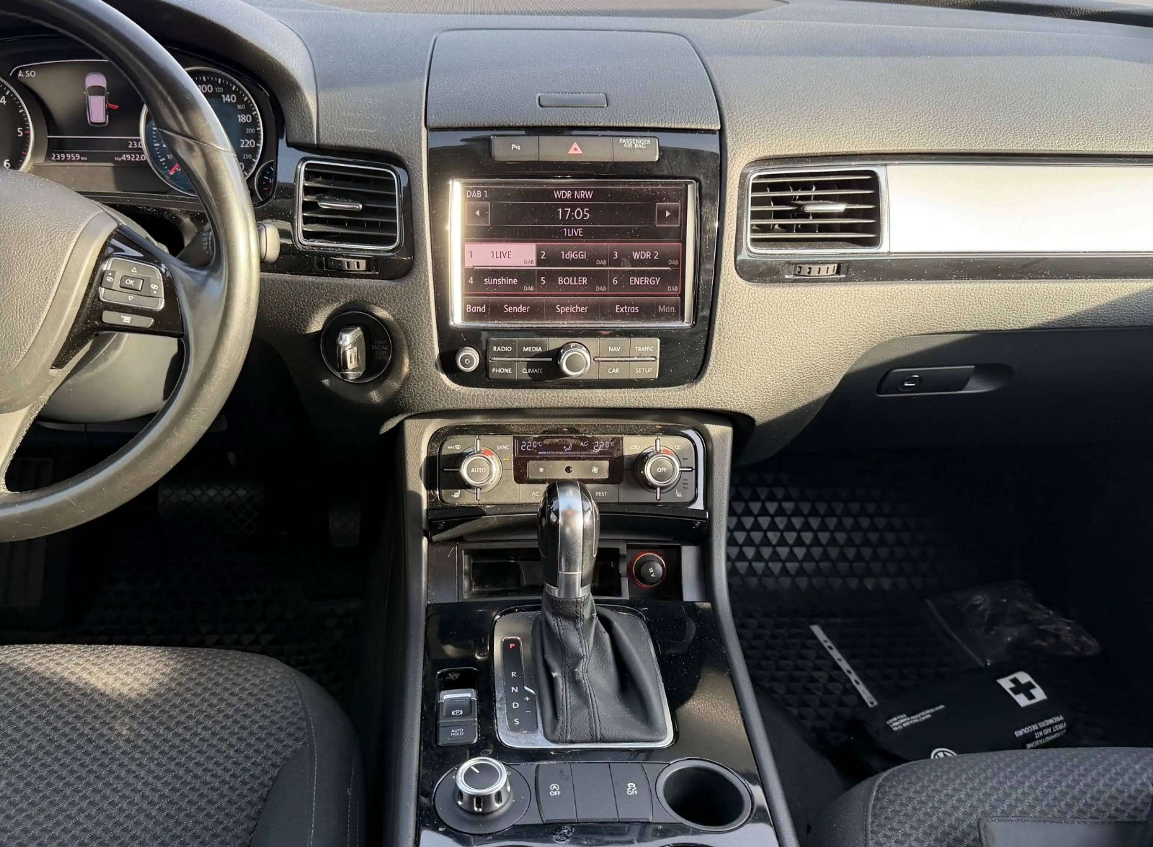 Volkswagen Touareg V6 TDI BMT — photo 4
