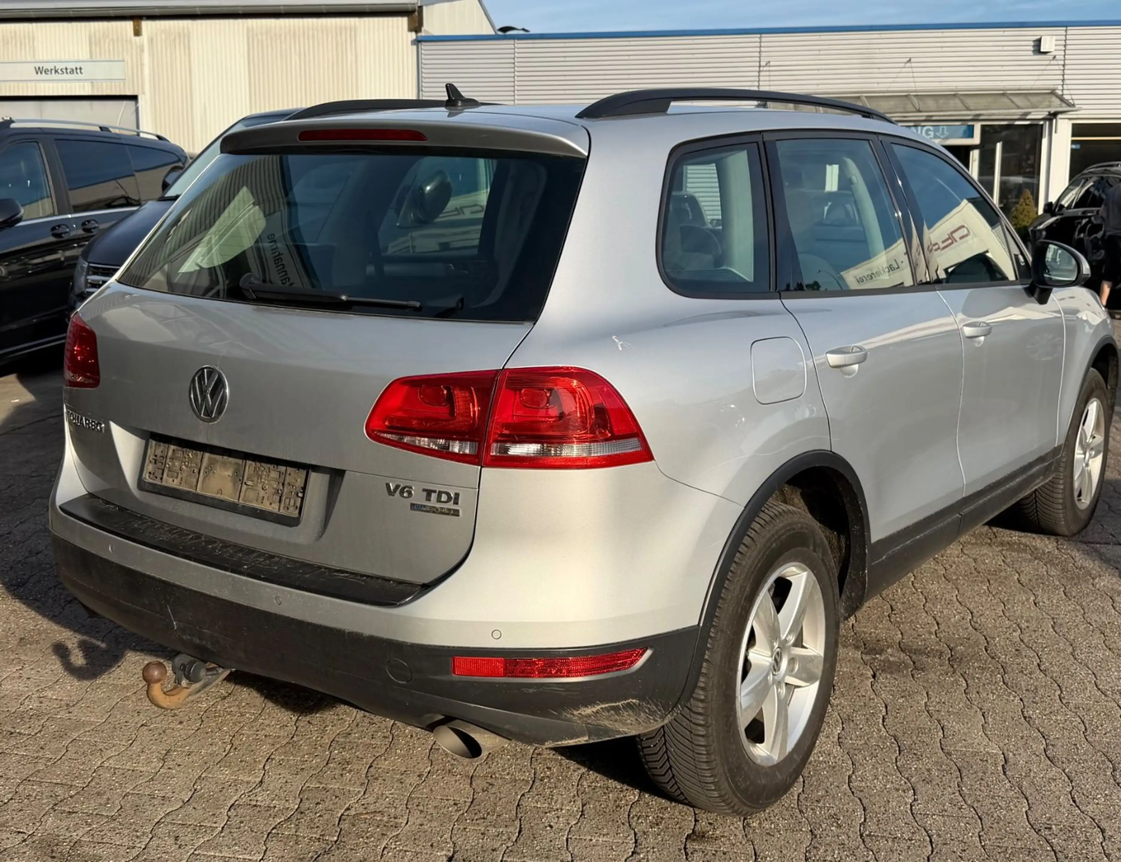 Volkswagen Touareg V6 TDI BMT — photo 7