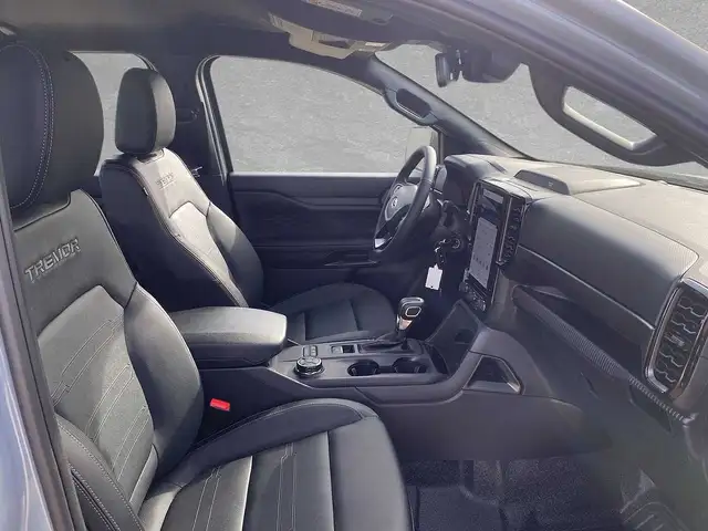 Ford Ranger view 3