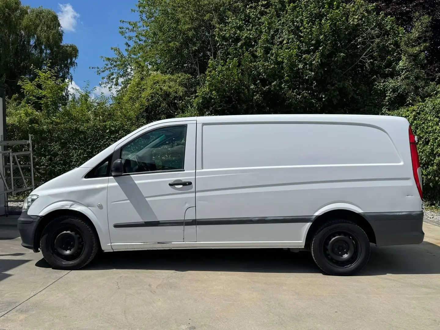 Mercedes-Benz Vito 2.1 CDI 136CV UTILITAIRE 3 PLACES Blanc - 2