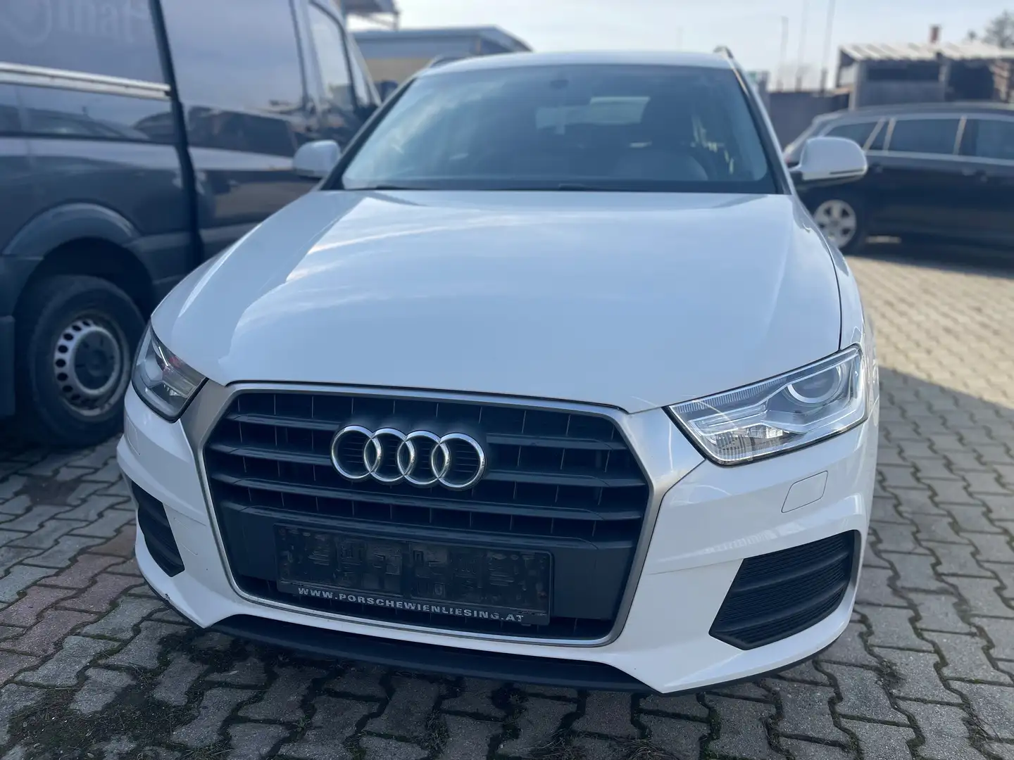 Audi Q3 Q3 2,0 TDI Weiß - 2