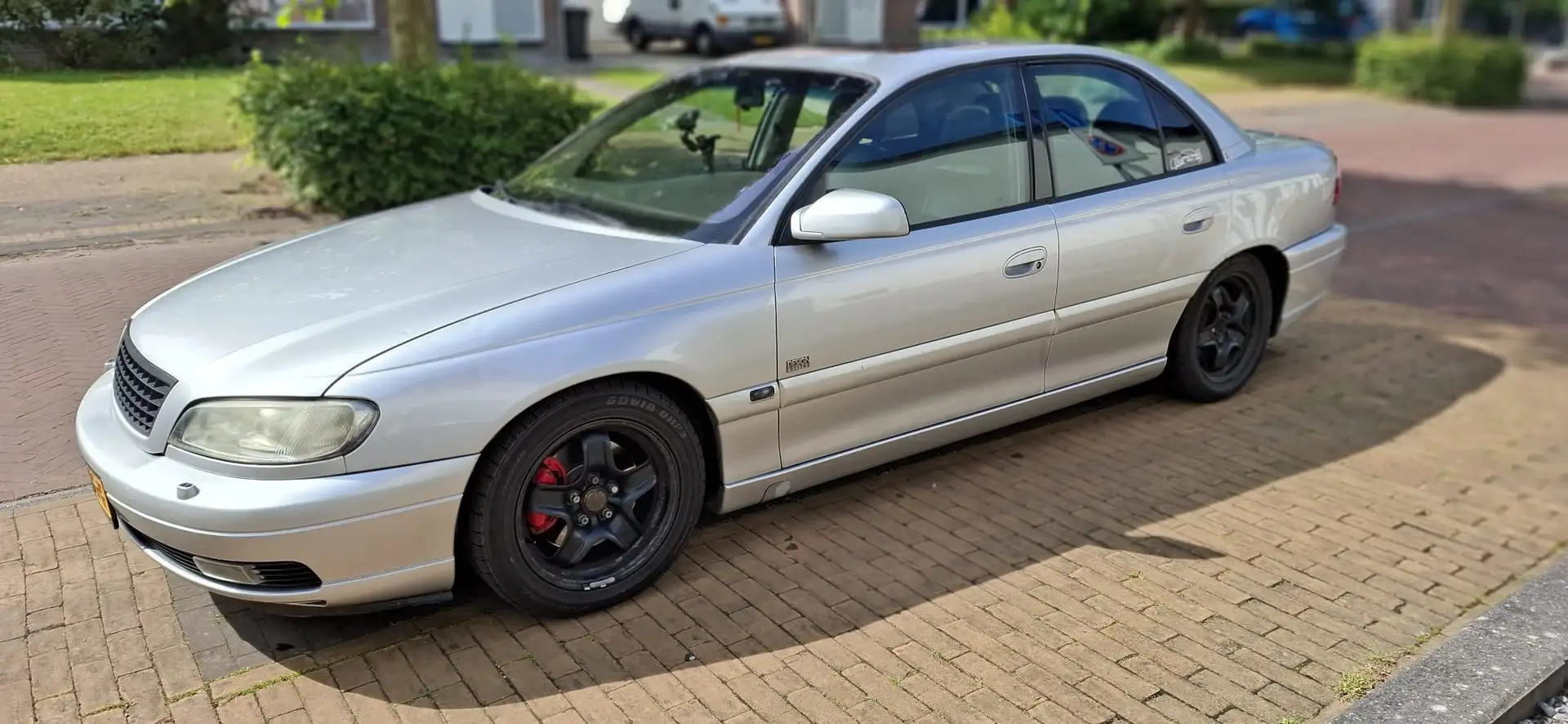 Opel Omega Omega B 2.6i V6 Executive Argento - 2