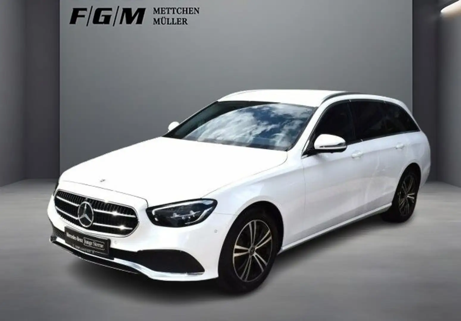 Mercedes-Benz E 200 d T Avantgarde TWA|360|Sitzhz|EASY-PACK Blanc - 1