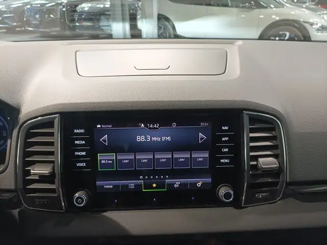 Skoda Karoq view 11