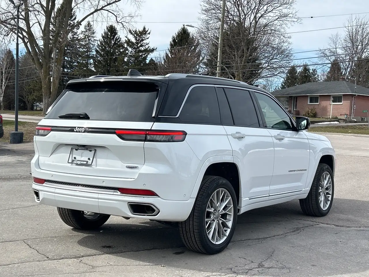 Jeep Grand Cherokee снимка Jeep Grand Cherokee