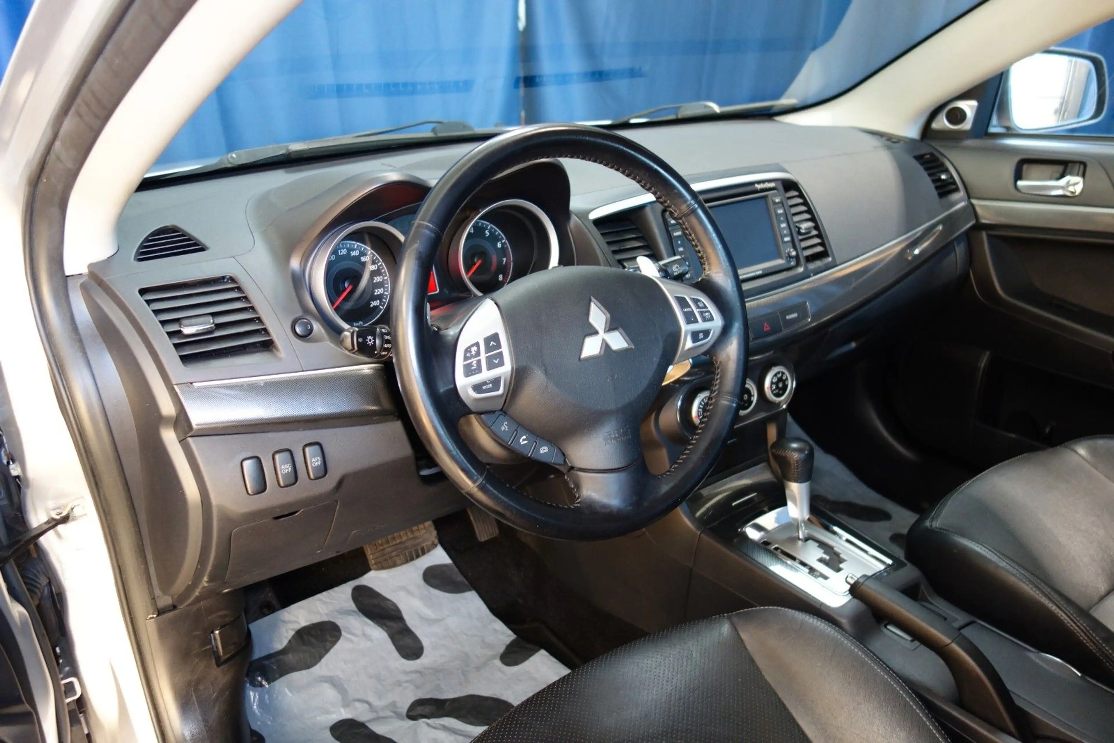Mitsubishi Lancer Sportback Instyle"TOP CAR" — photo 12