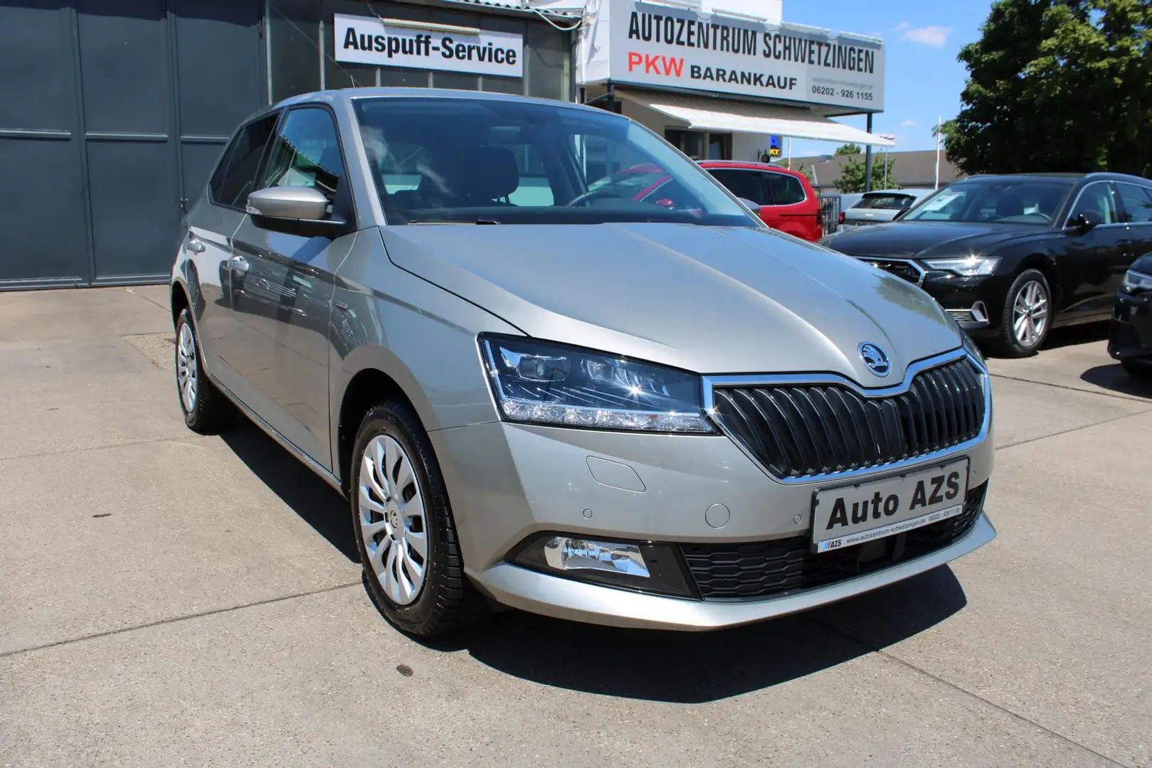 Skoda Fabia Clever/1.HAND/AUTOMATIK/NAVI/CAM/PDC/ACC Beige - 1
