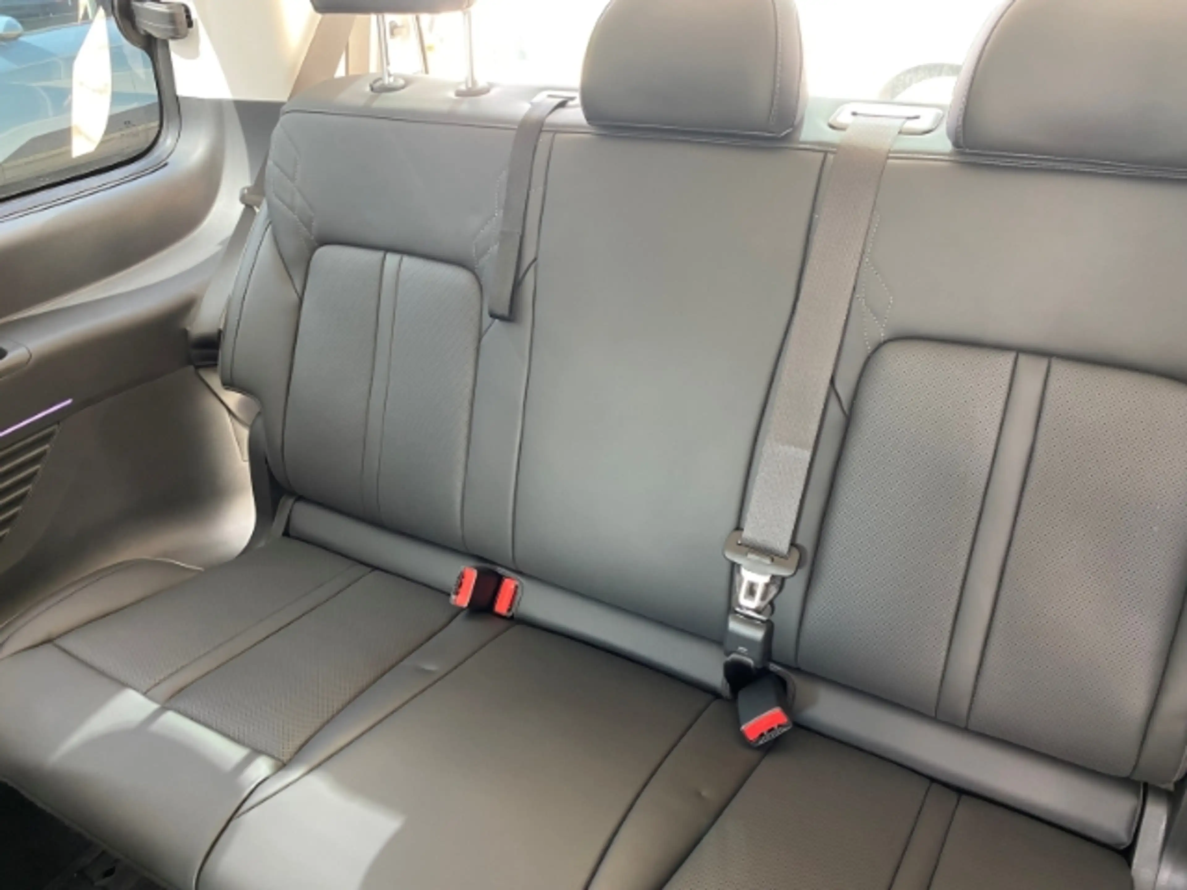 Hyundai STARIA Signature Hybrid 2WD 7-Sitzer *Elektr. Schiebetüre — photo 11