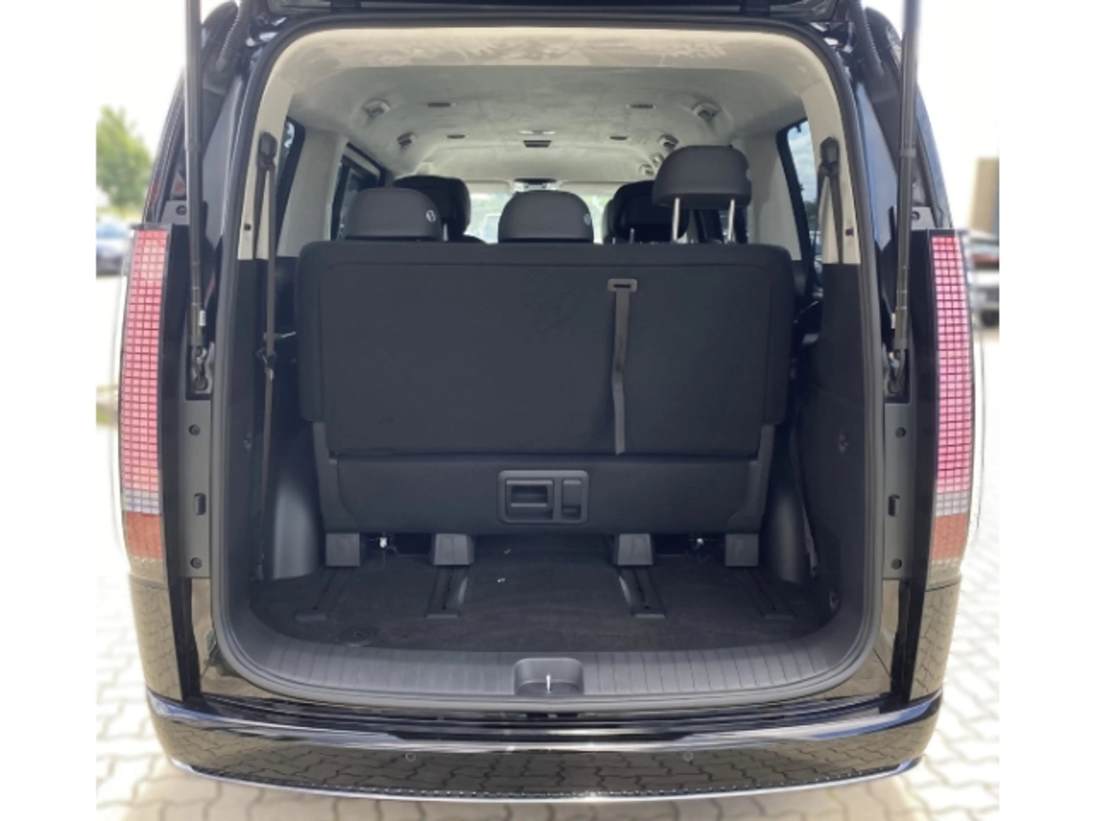 Hyundai STARIA Signature Hybrid 2WD 7-Sitzer *Elektr. Schiebetüre — photo 14