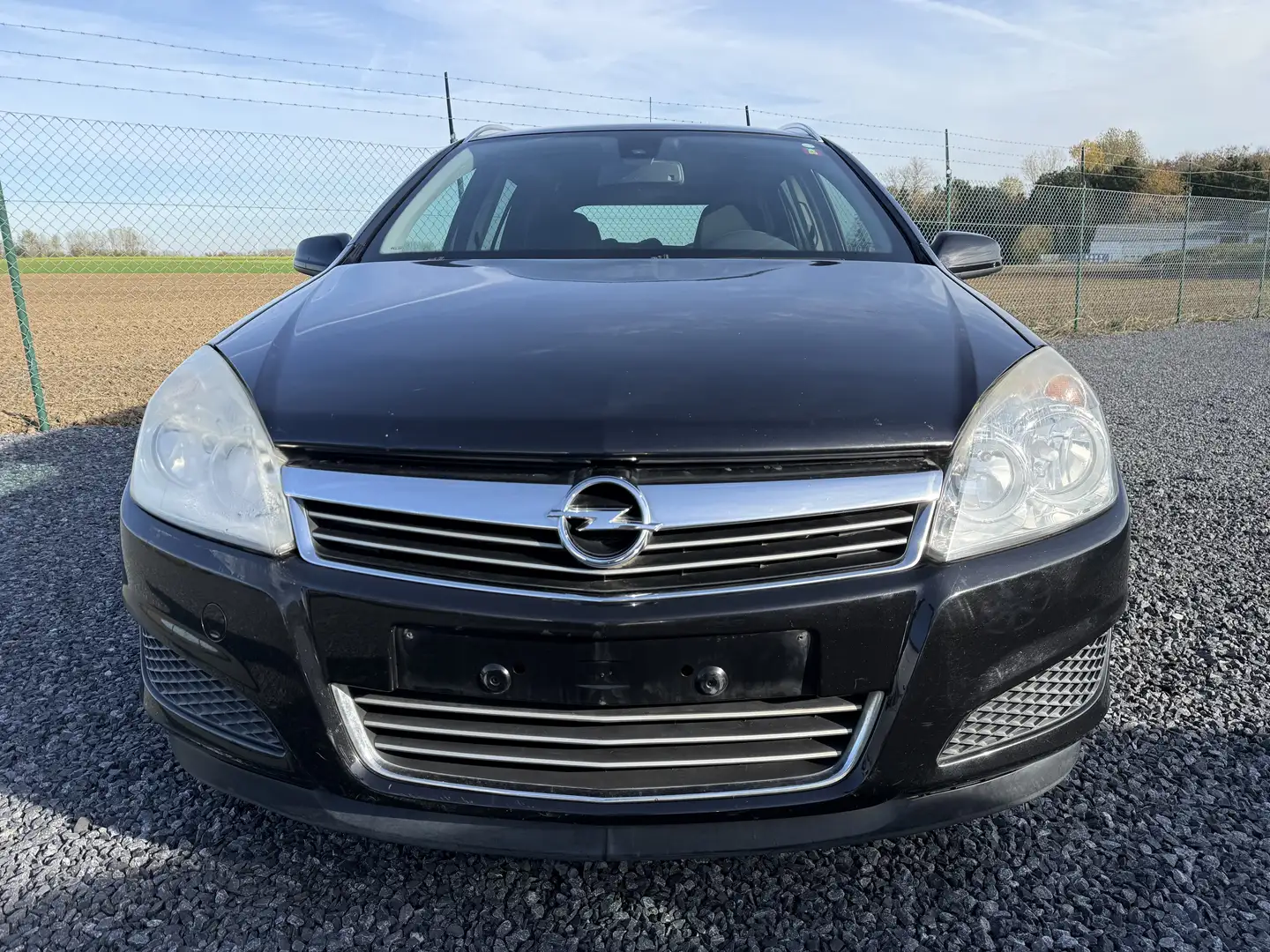 Opel Astra Astra SW 1.6i Essentia Noir - 1