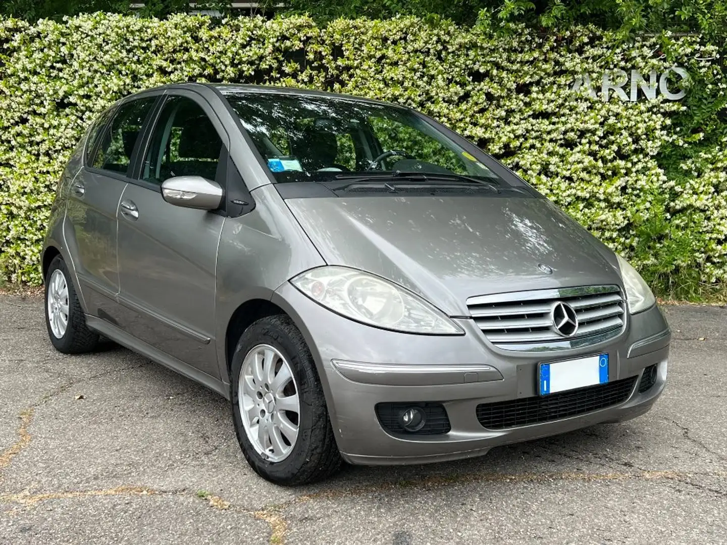 Mercedes-Benz A 150 Elegance Gris - 1